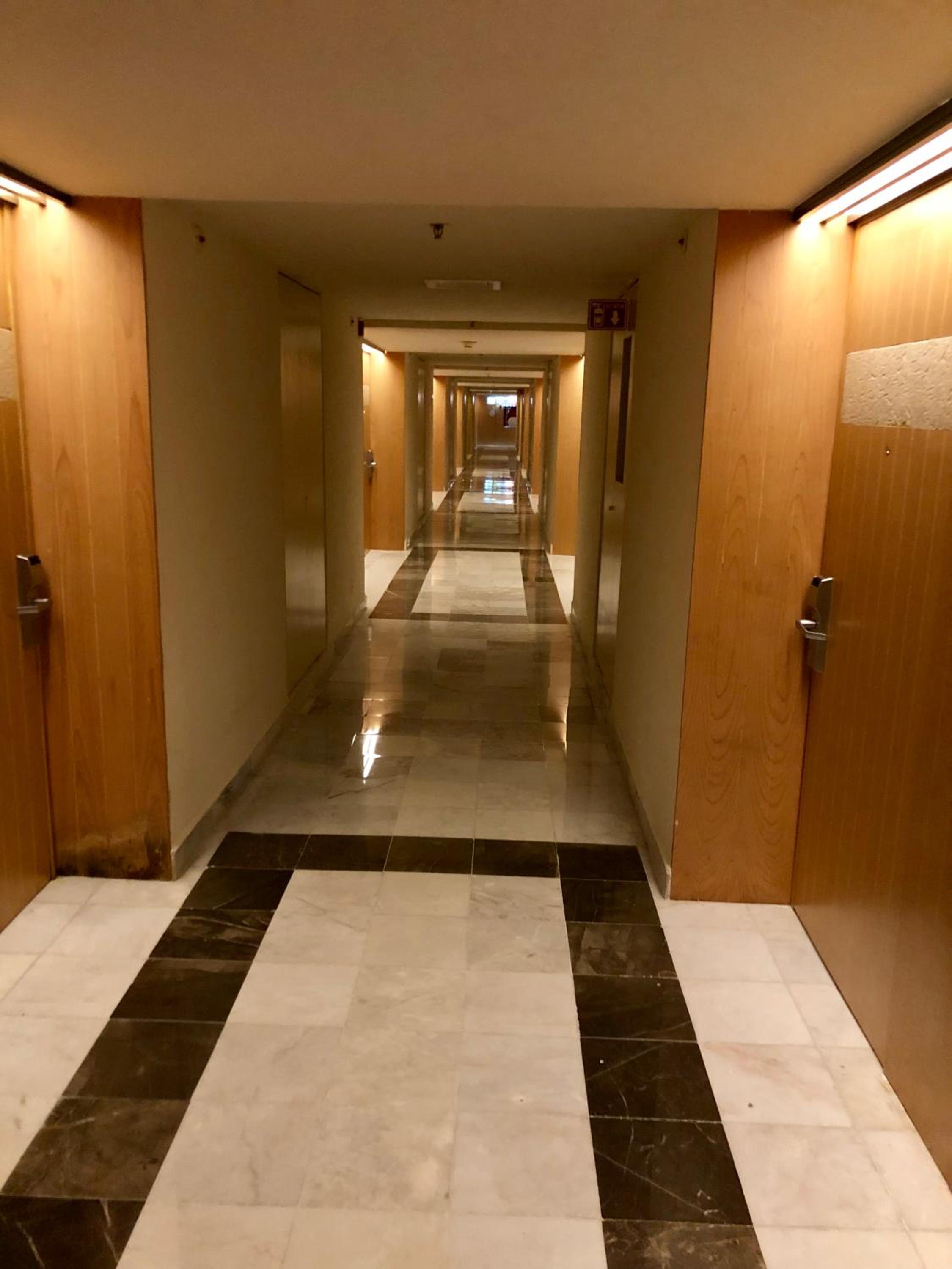 Hotel Condo in Ocean Front Resort