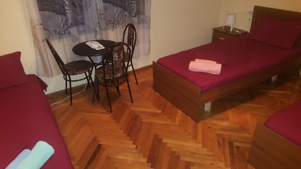 Elisabet Tirana