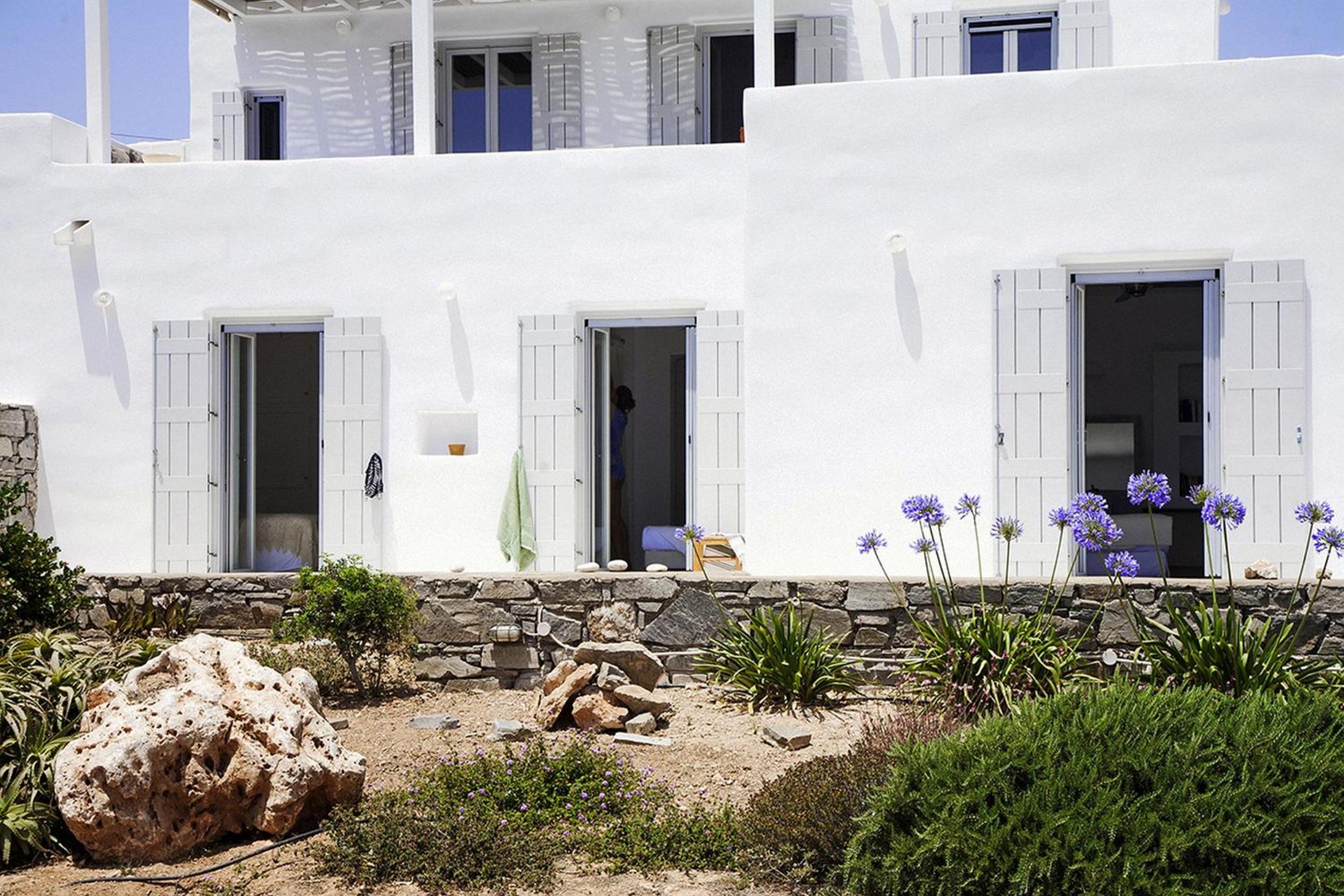 Luxury Villa Seafront view 4