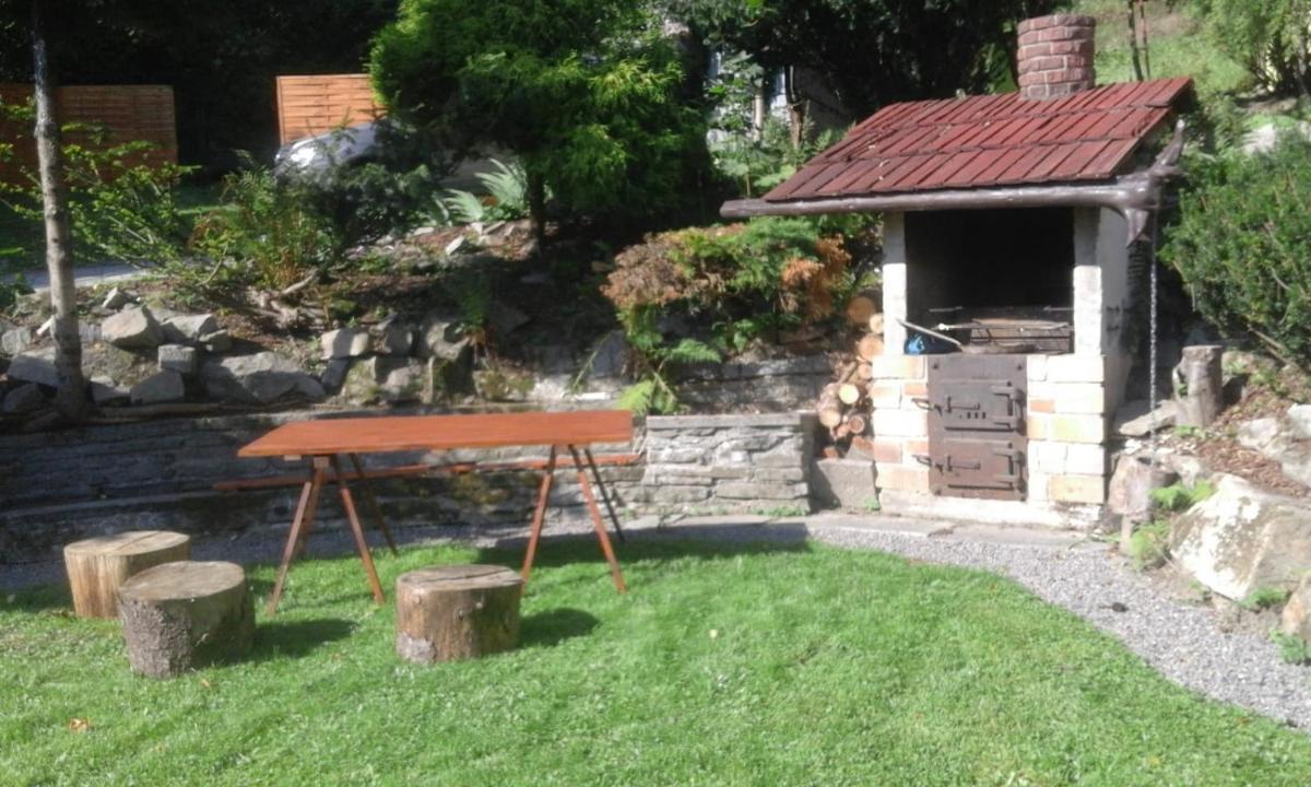 Photo 12