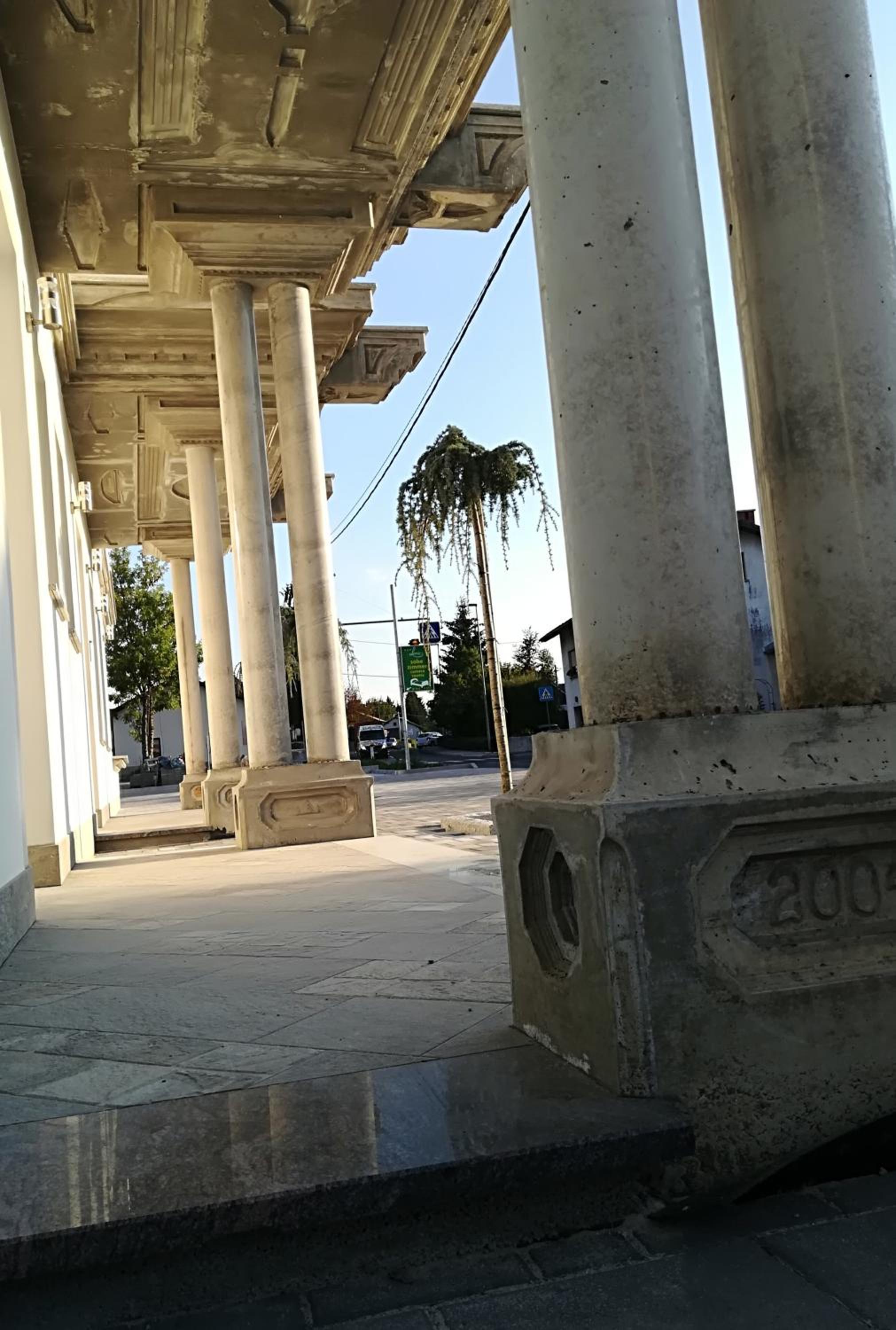 Hotel Vila Lemic Postojna - Image 1