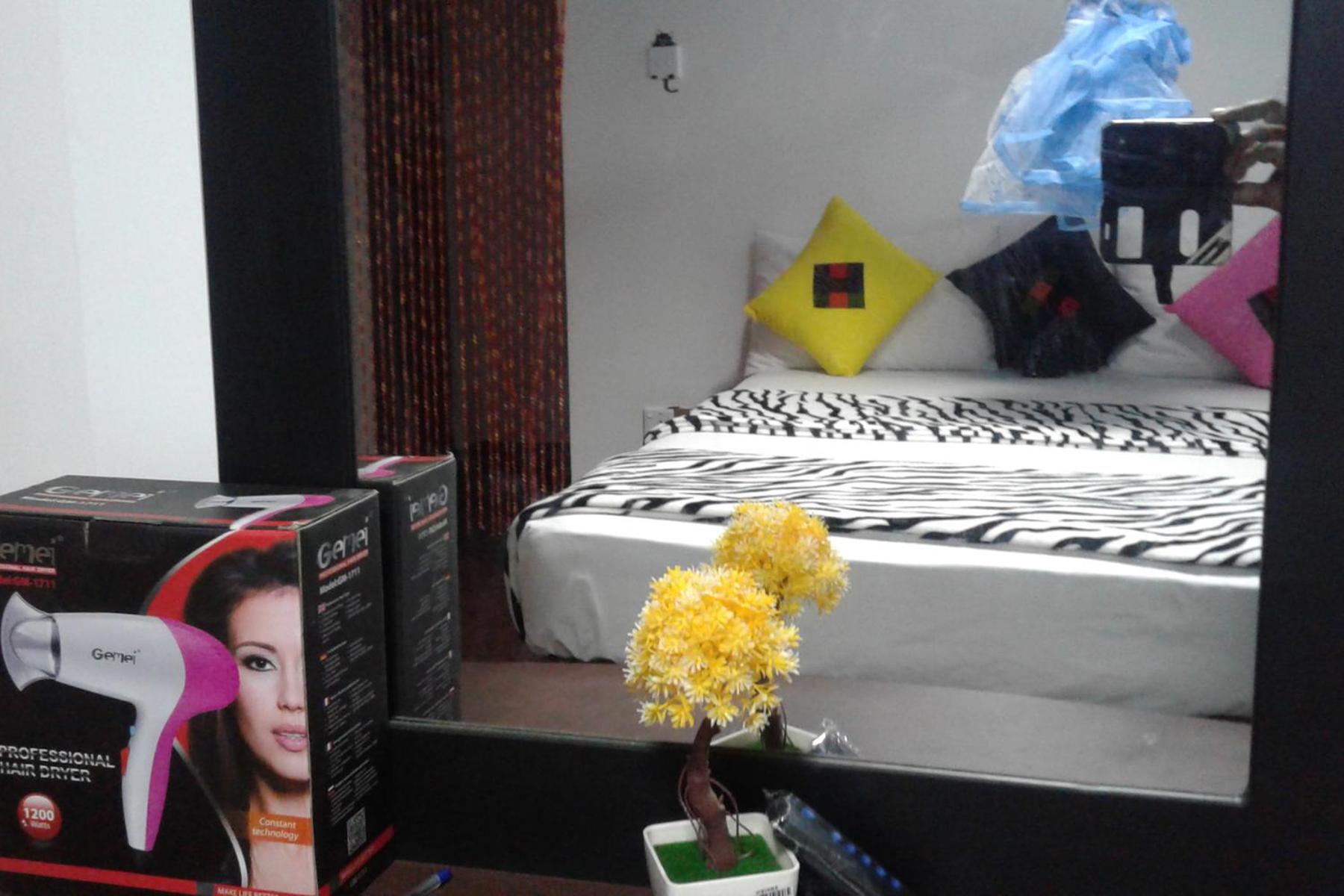 Photo 8