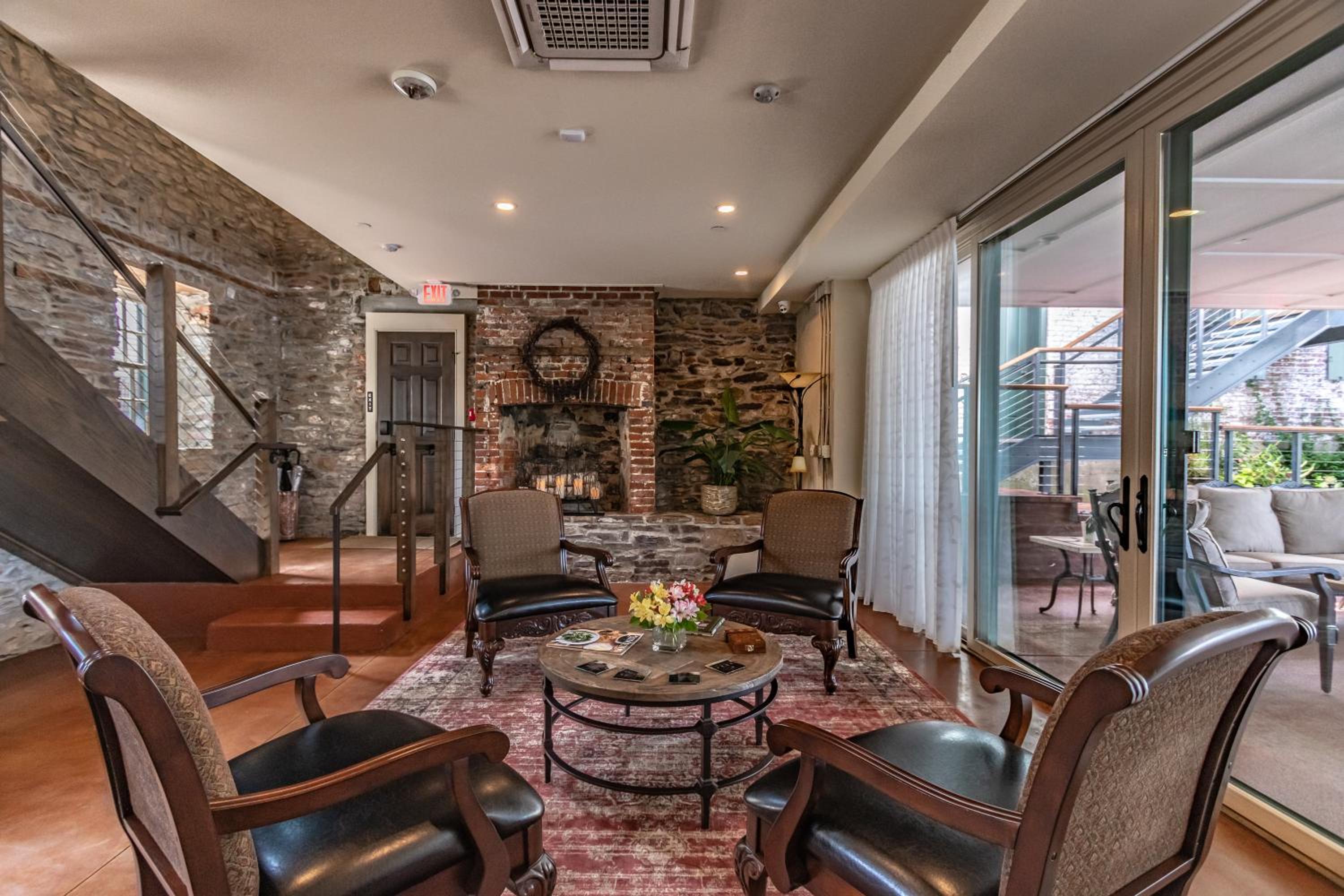 lounge