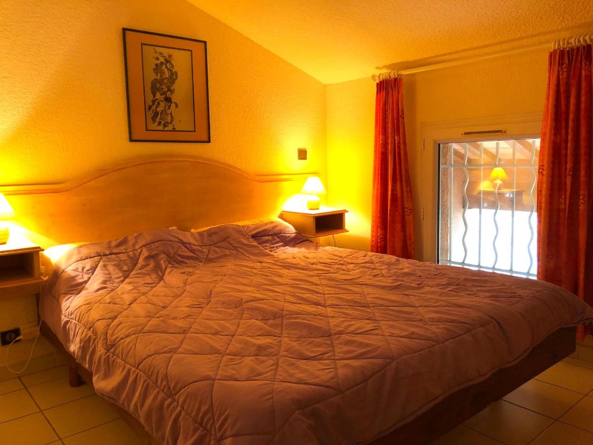 Ferienhaus mit Blick auf Grimaud view 4