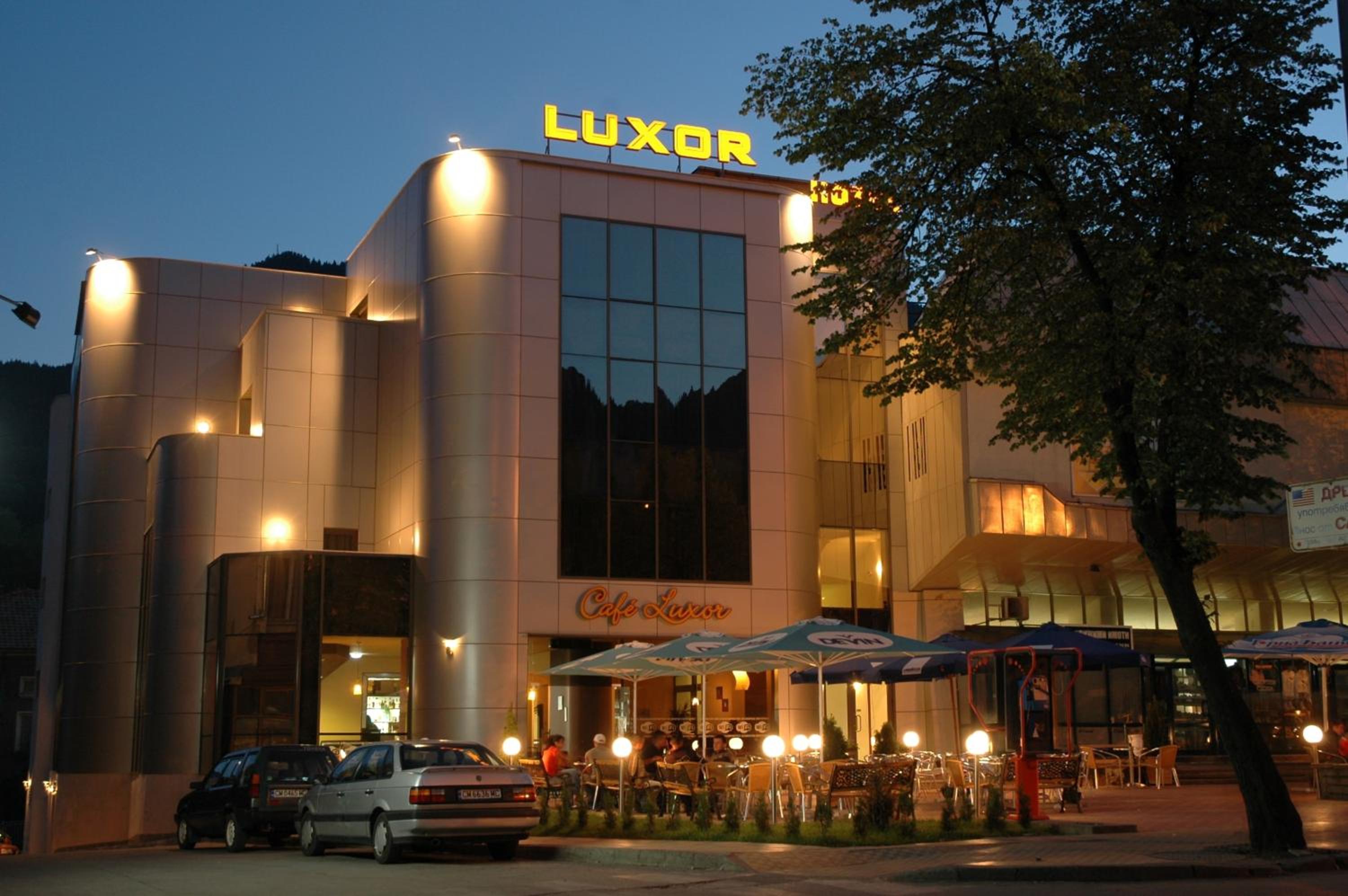 Hotel Luxor Hotel - Image 1