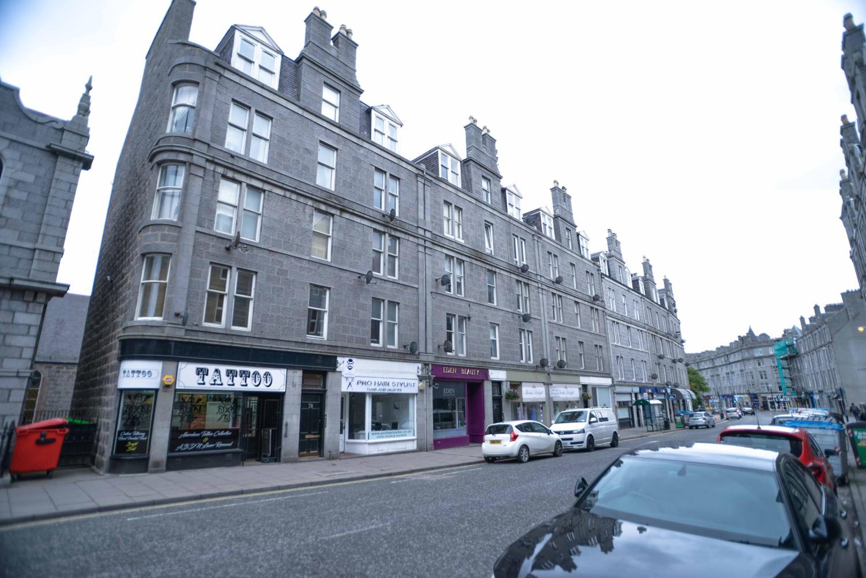 Modern Flat in Rosemount/City Centre
