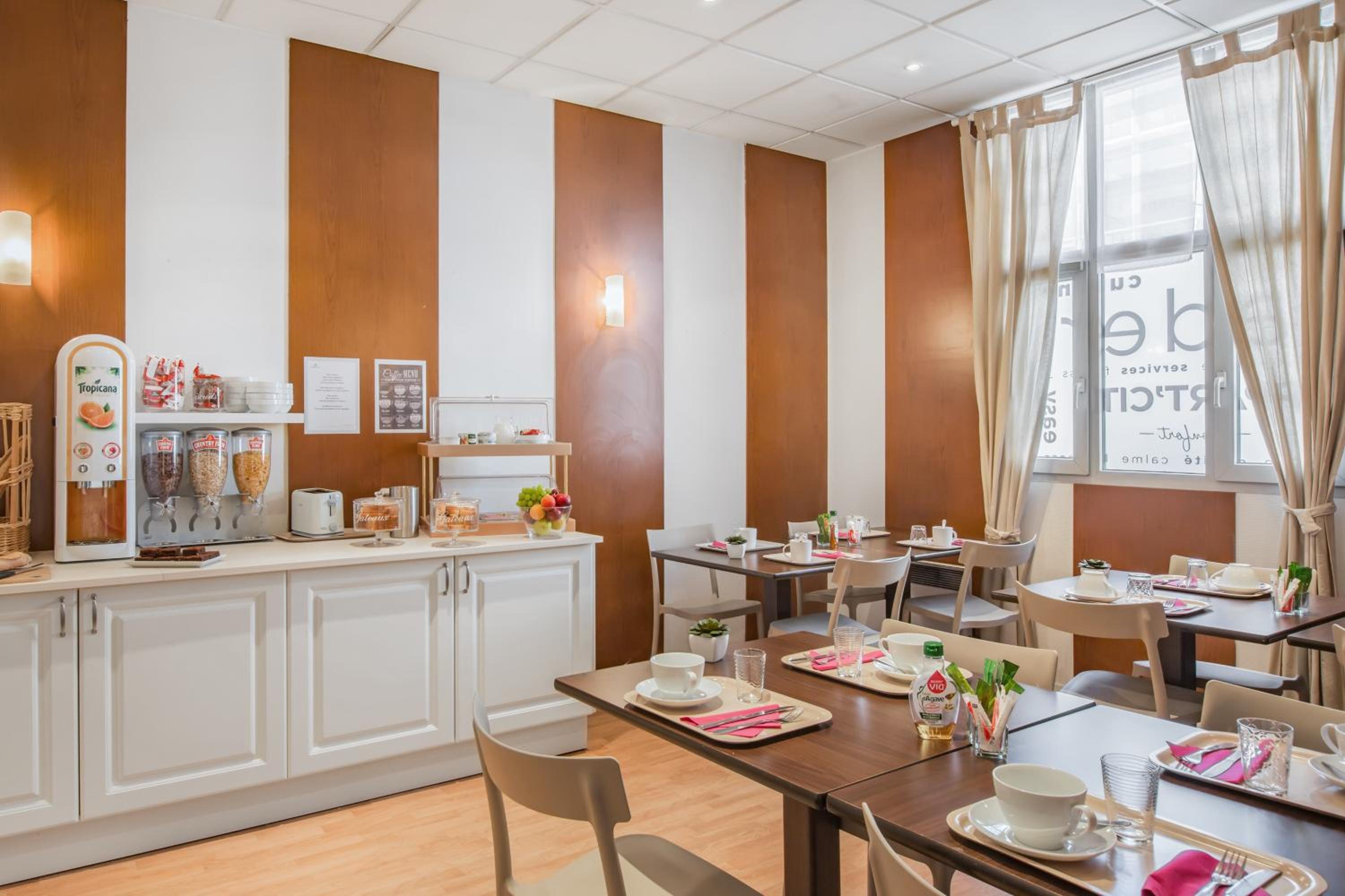 Blois Vacations - Appart'City Classic Blois - Property Image 4