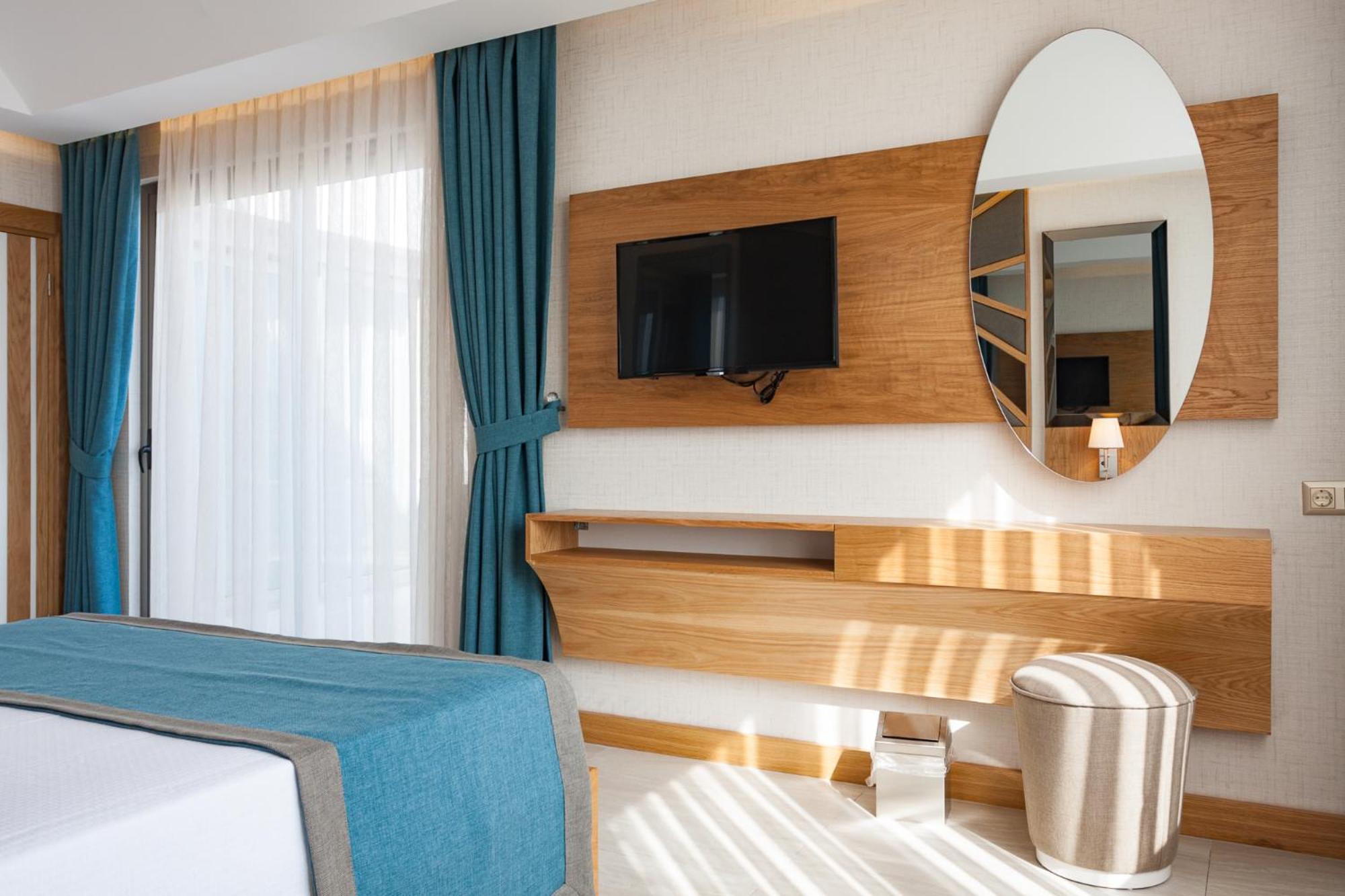 Graf Victor Otel - Image 86