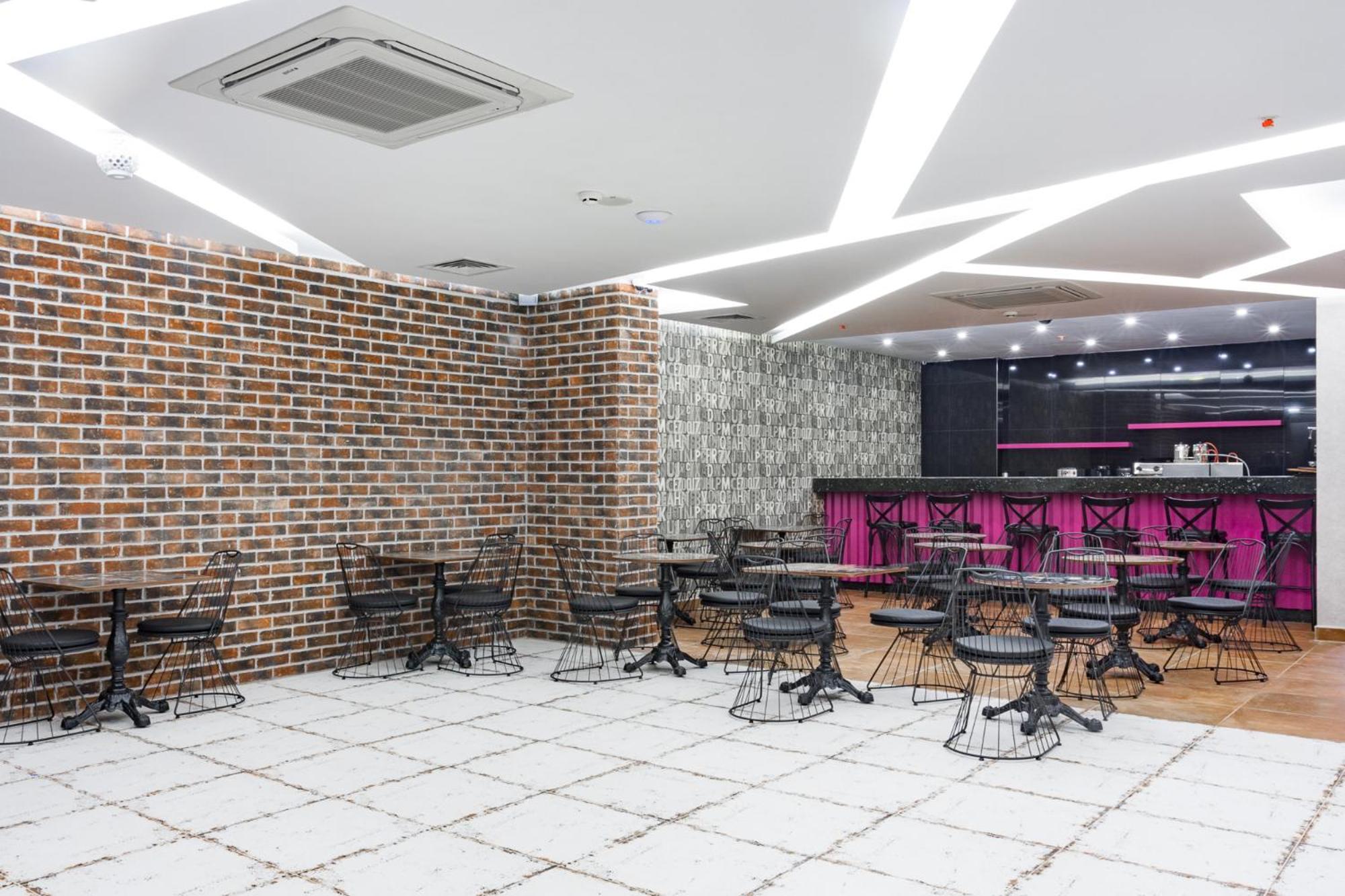 Graf Victor Otel - Image 24