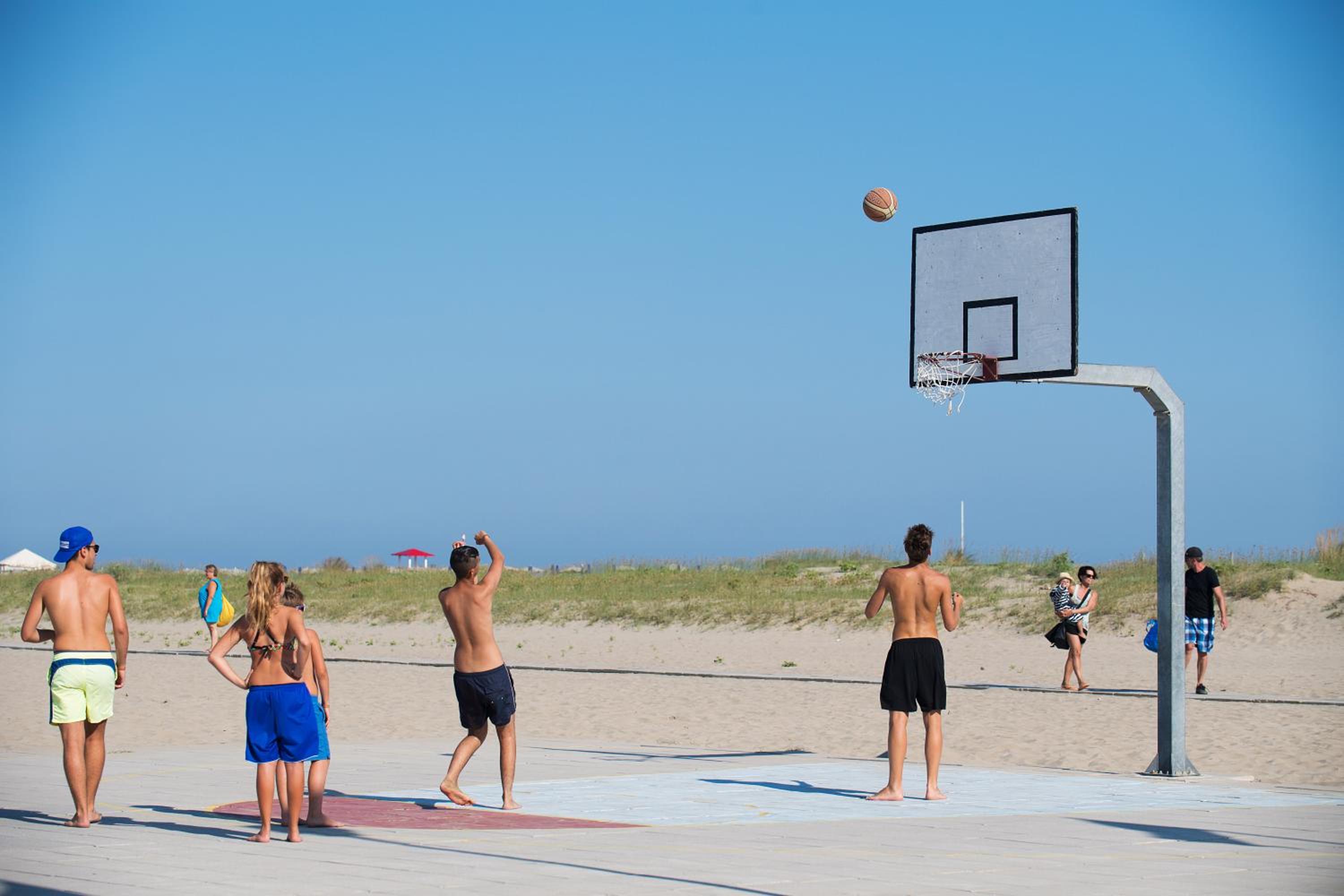 activities & amenities