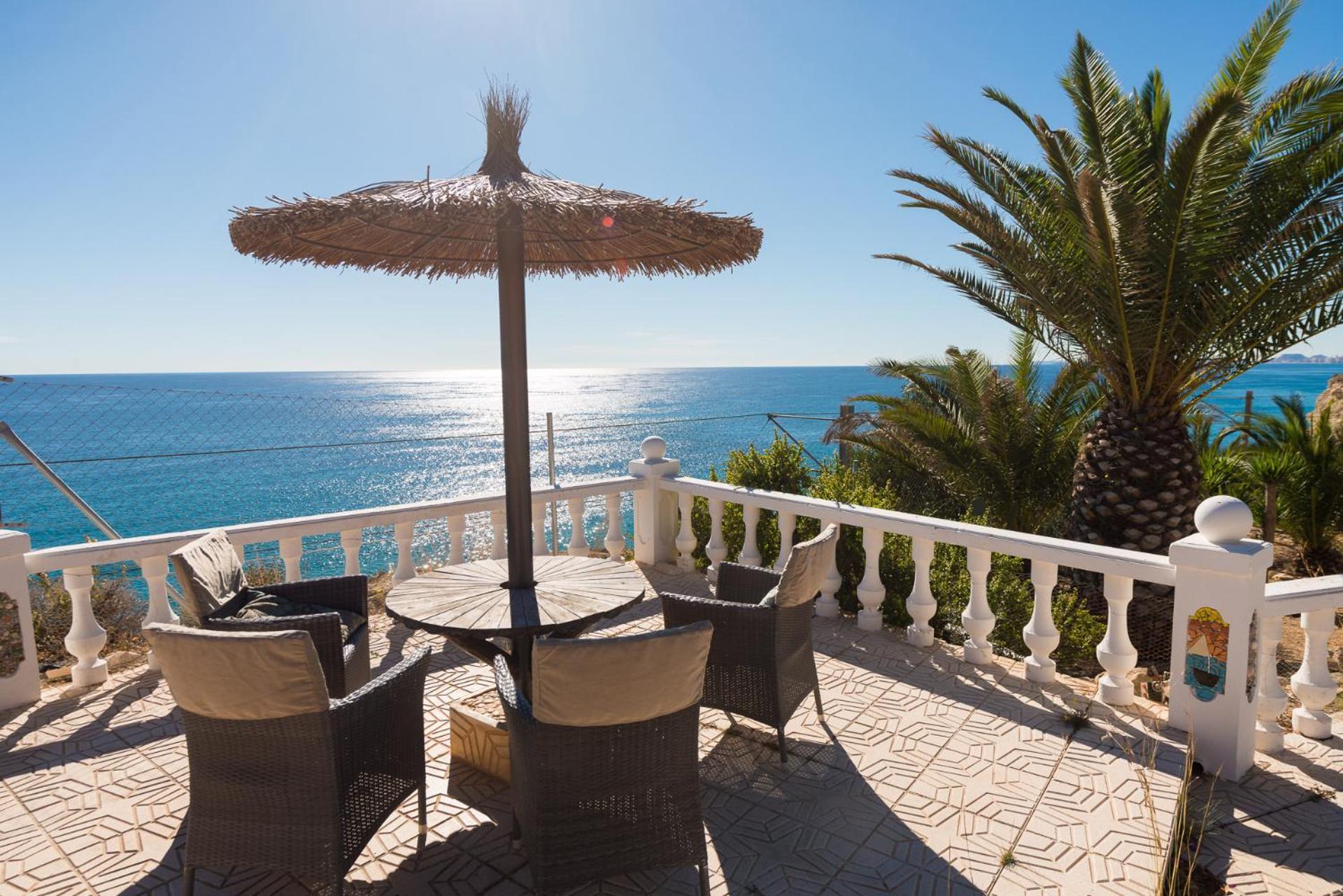 Stunning Villa Carichel Blanc view 3