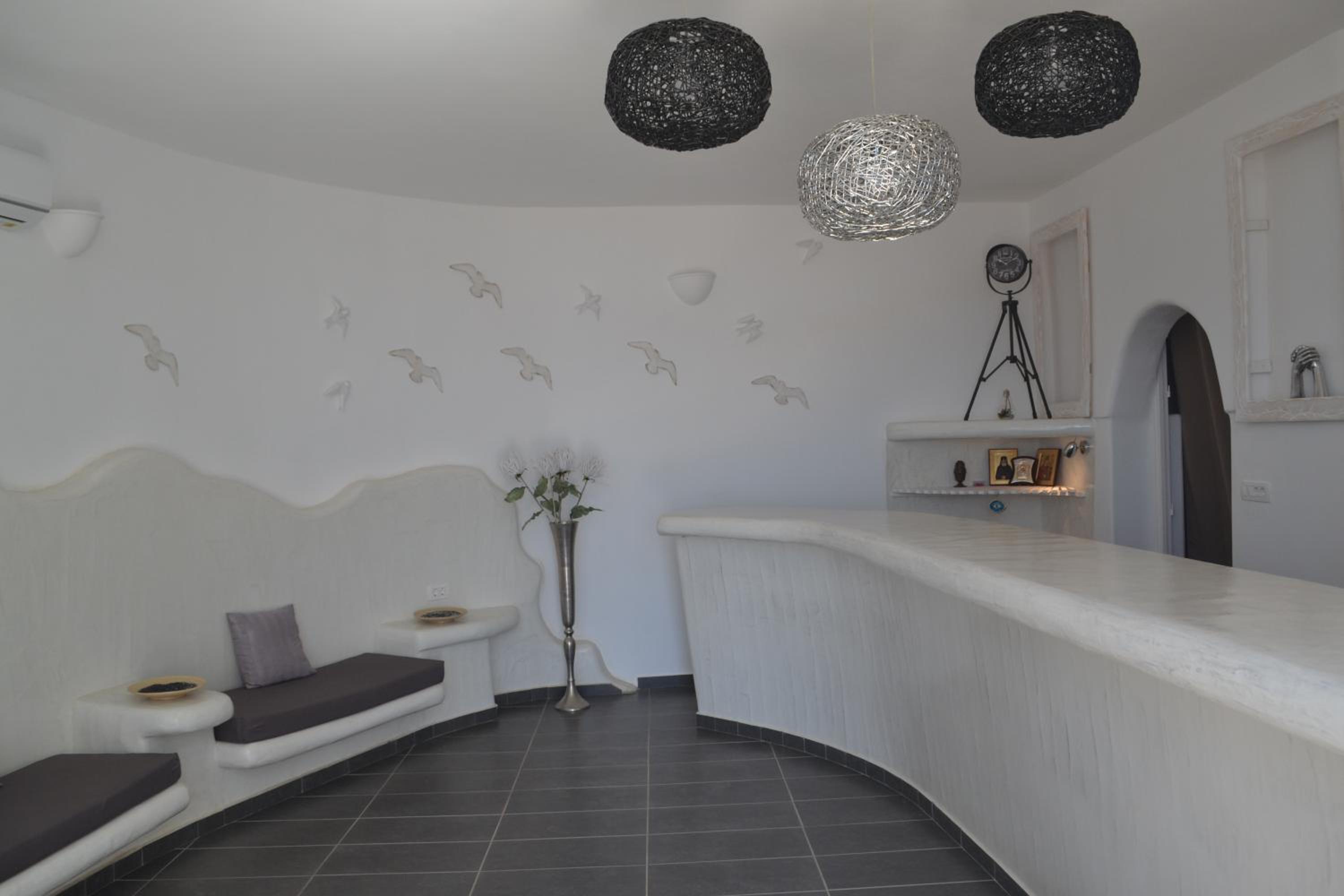 Golden Beach Resort Anafi - Property Image 4