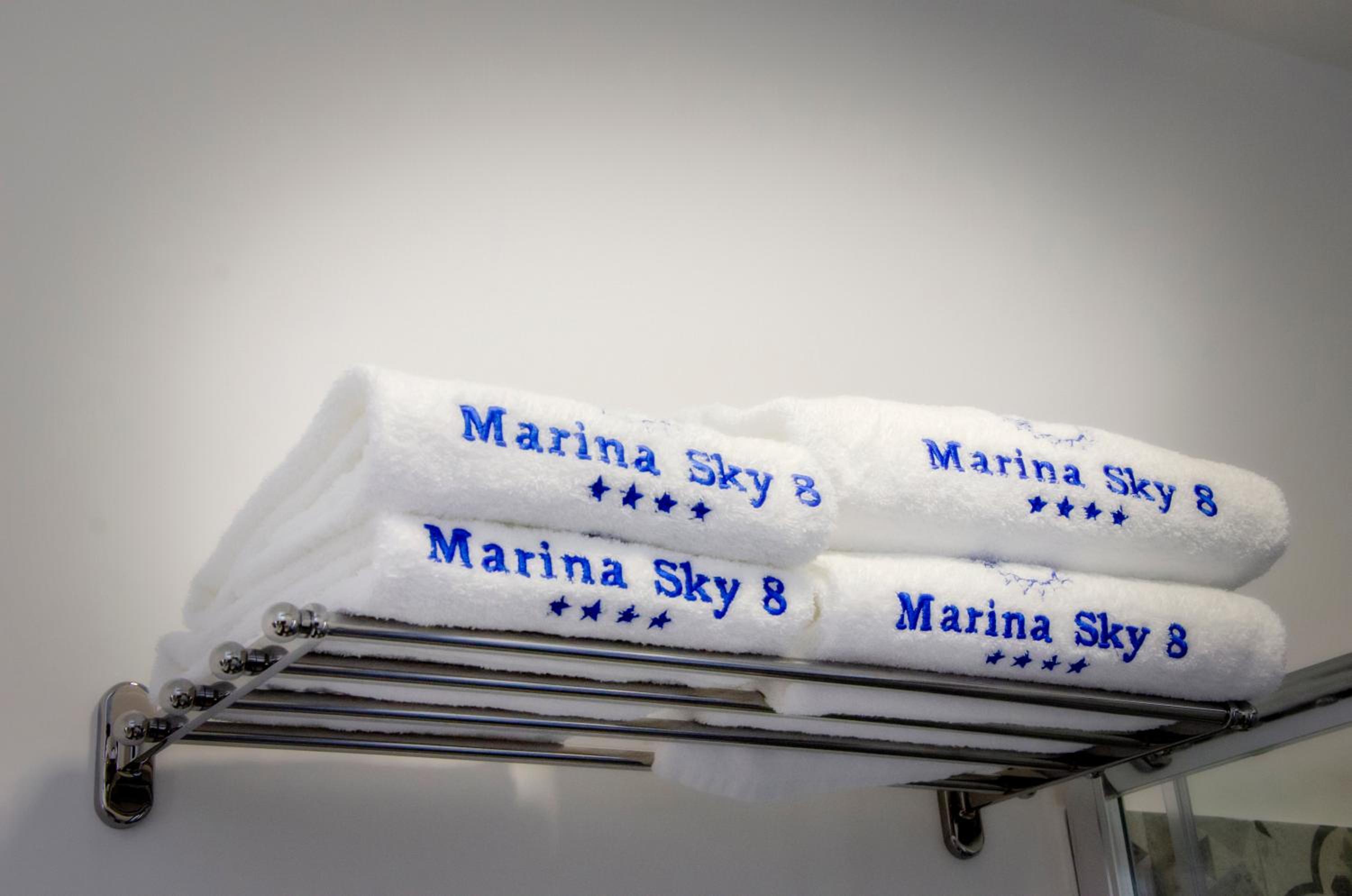 Marina SKY 8