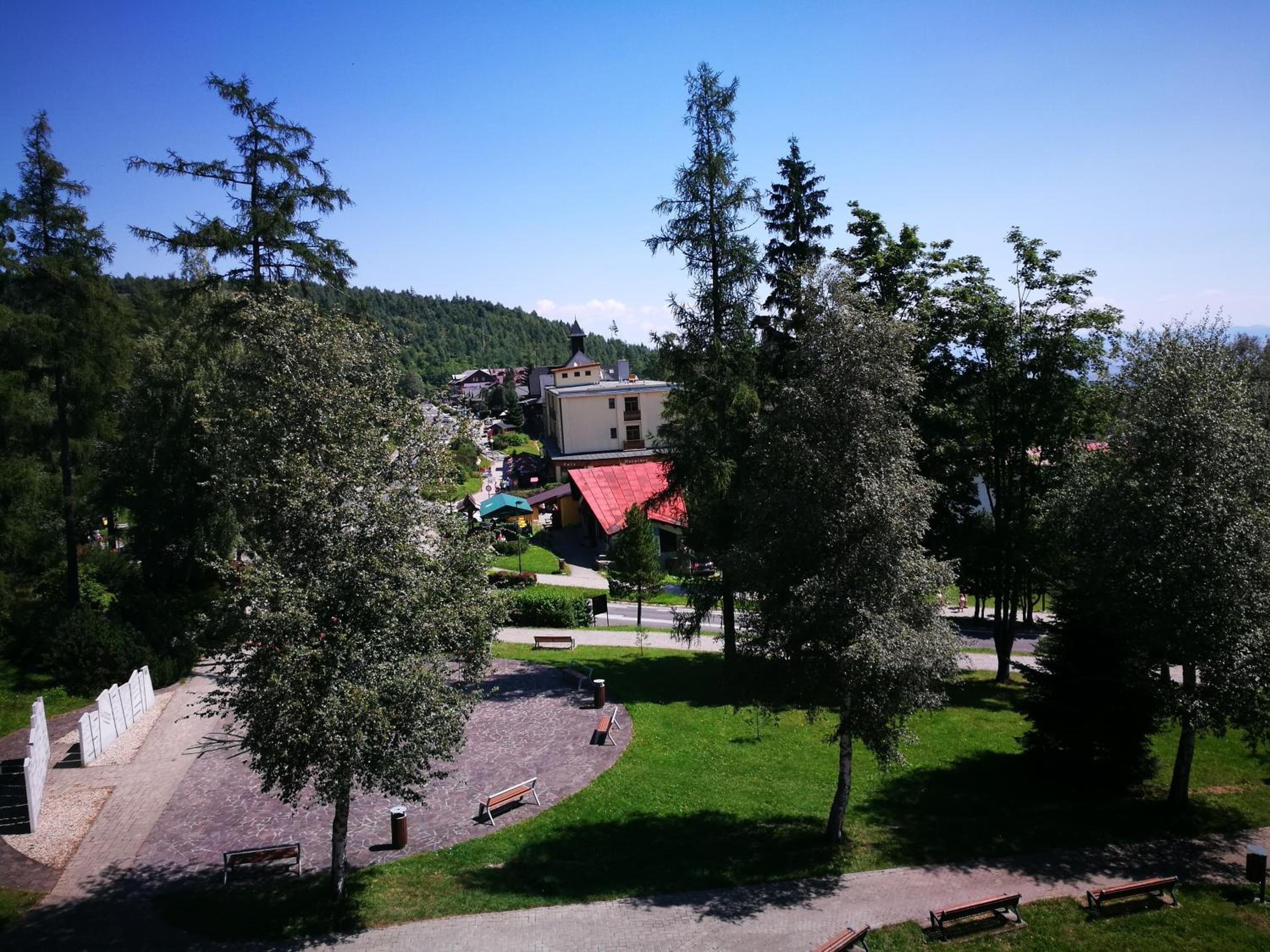 Photo 18