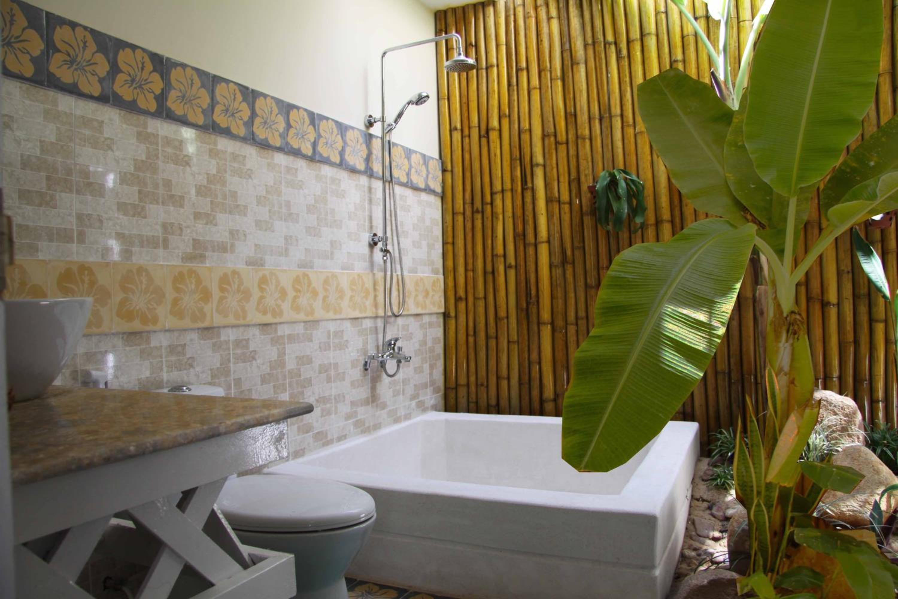Green Hill Resort and Spa