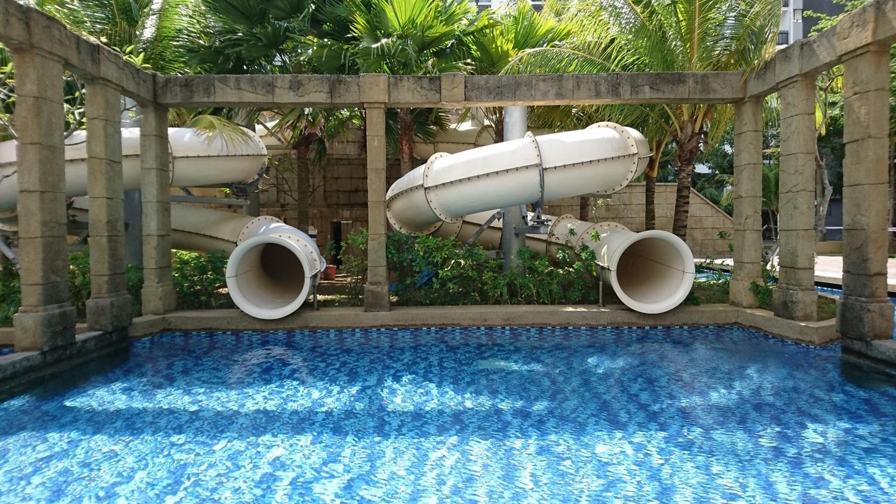 Cozy Swiss Garden Beach Resort Residence photo 2