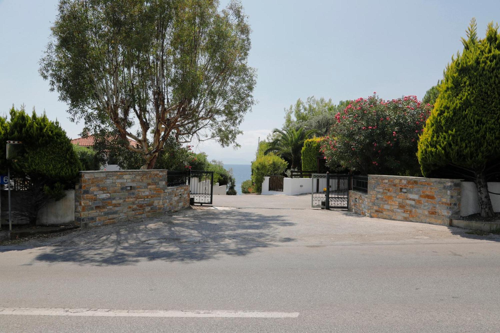 Beautiful Pelion Sea House view 4