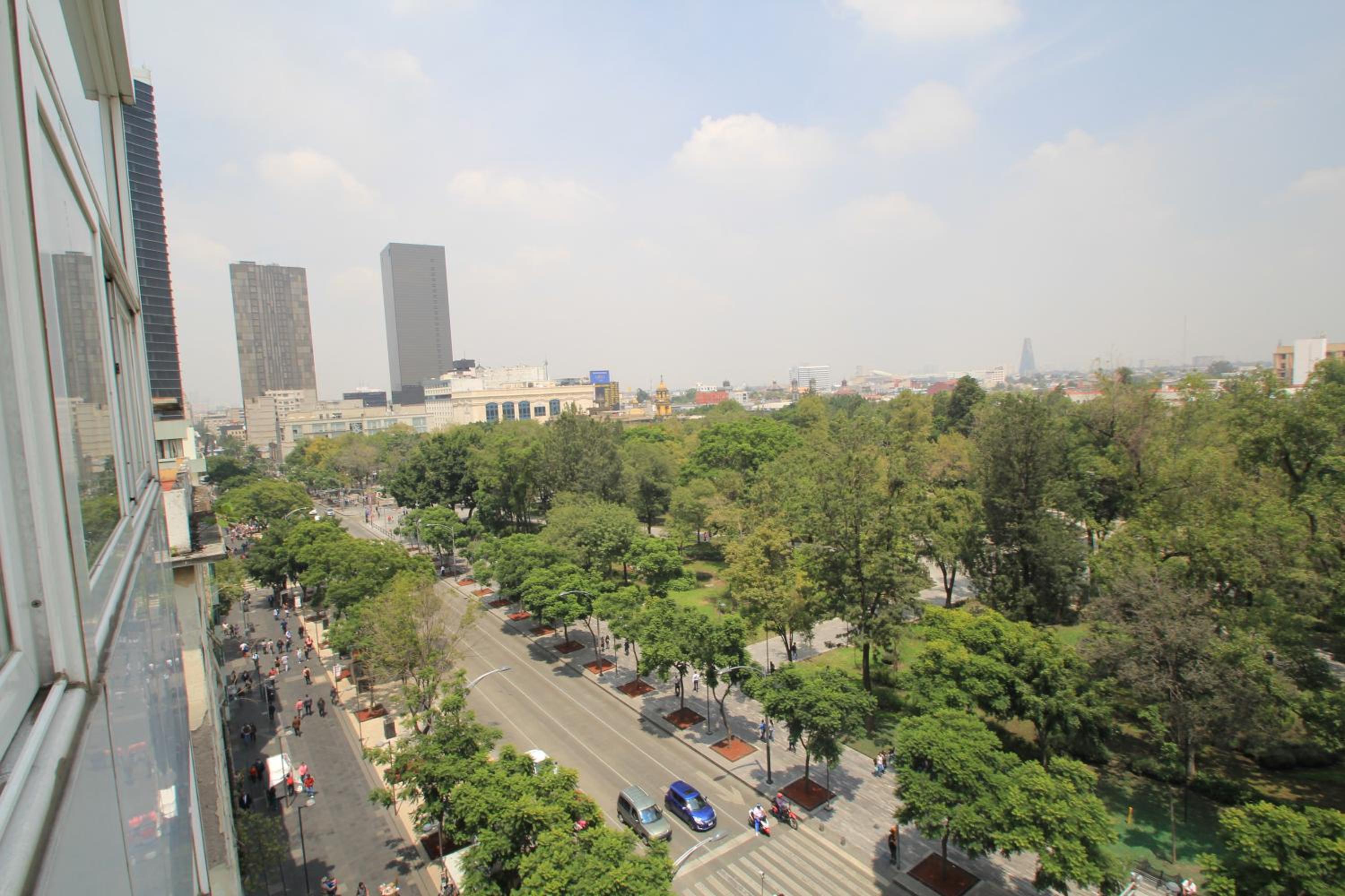 Boutique Apartment Downtown 707 two bedrooms view 2