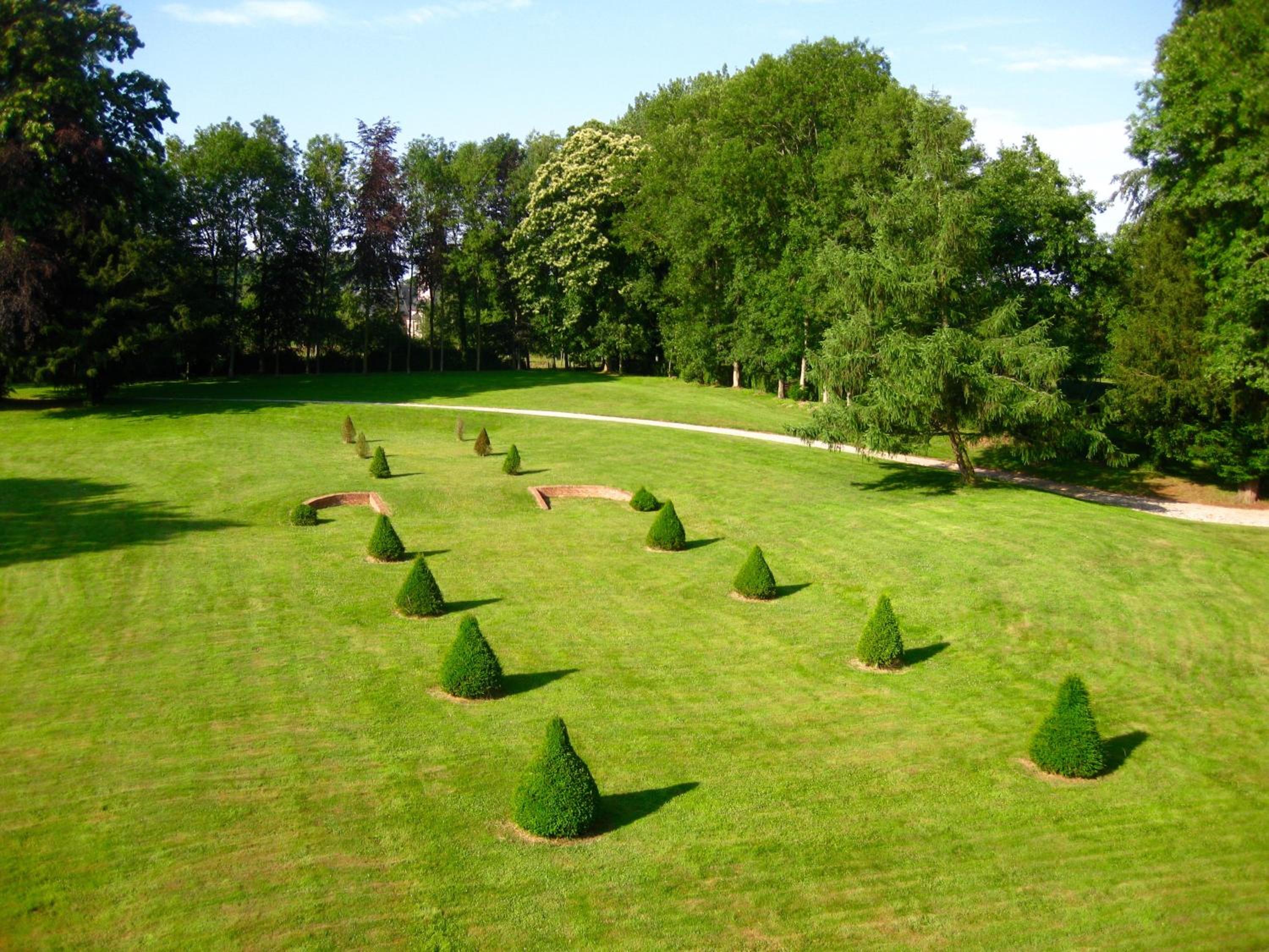 Château de Cleuville view 2