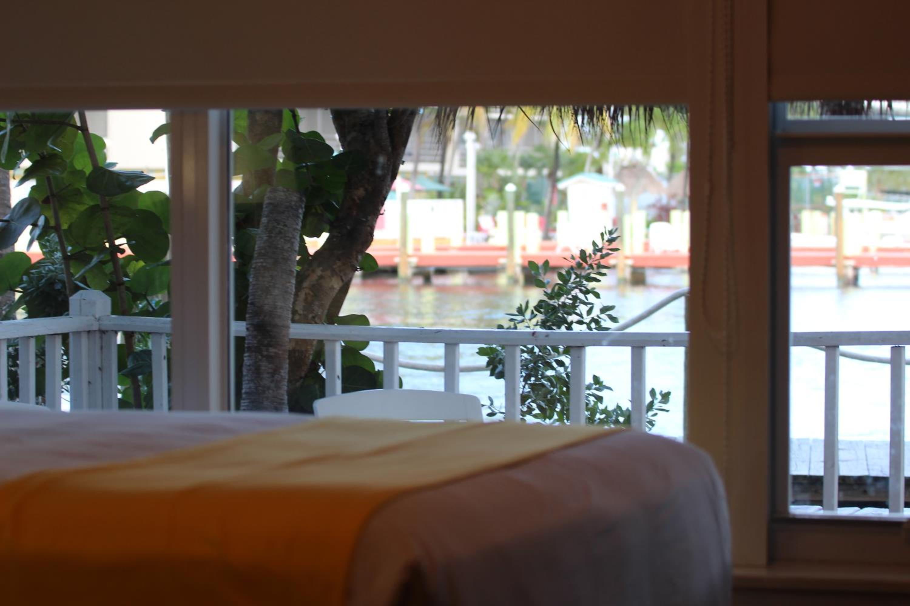 Gilbert's Resort & Marina