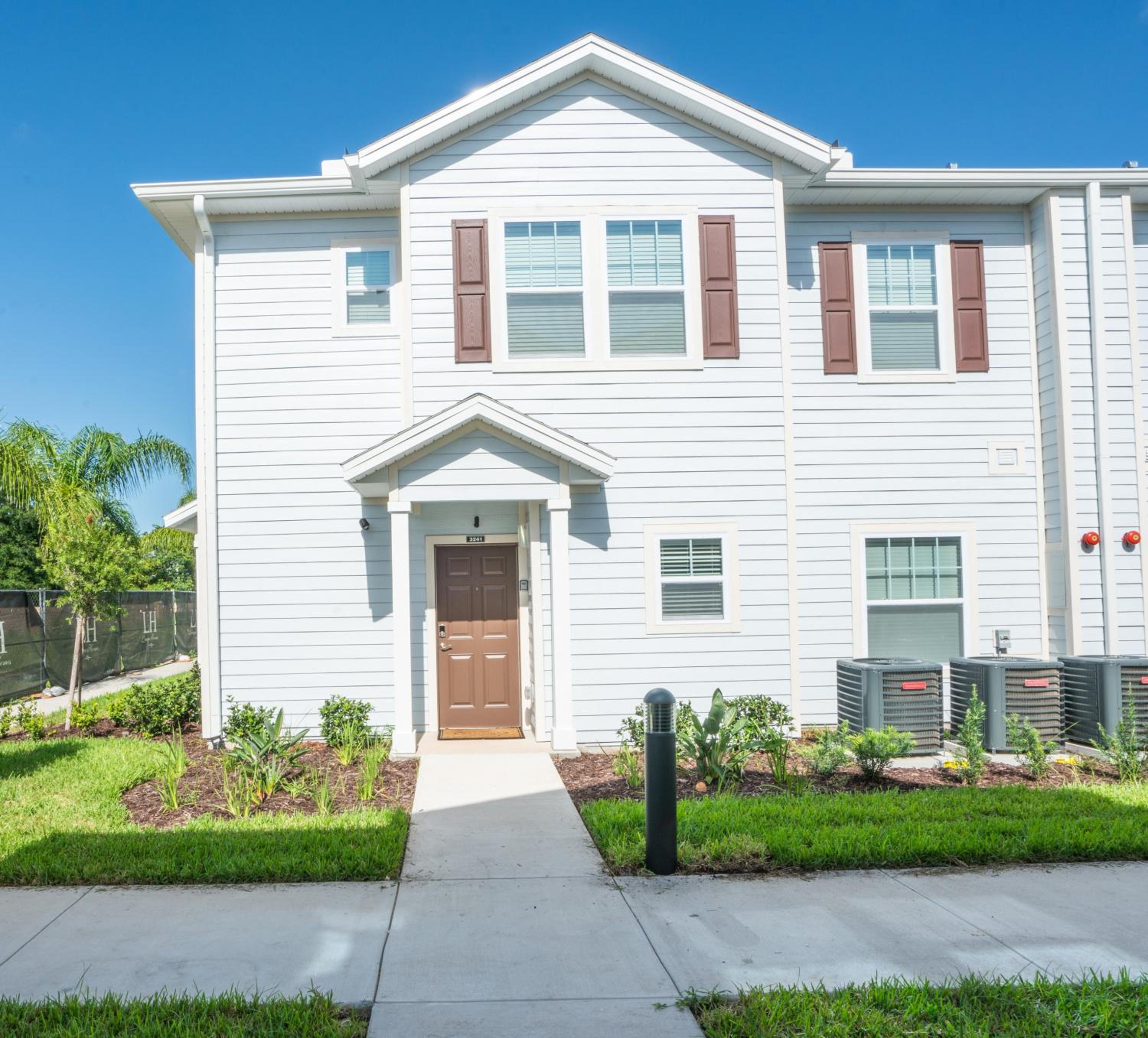 Hotel Dream Vacation Home! - Image 1