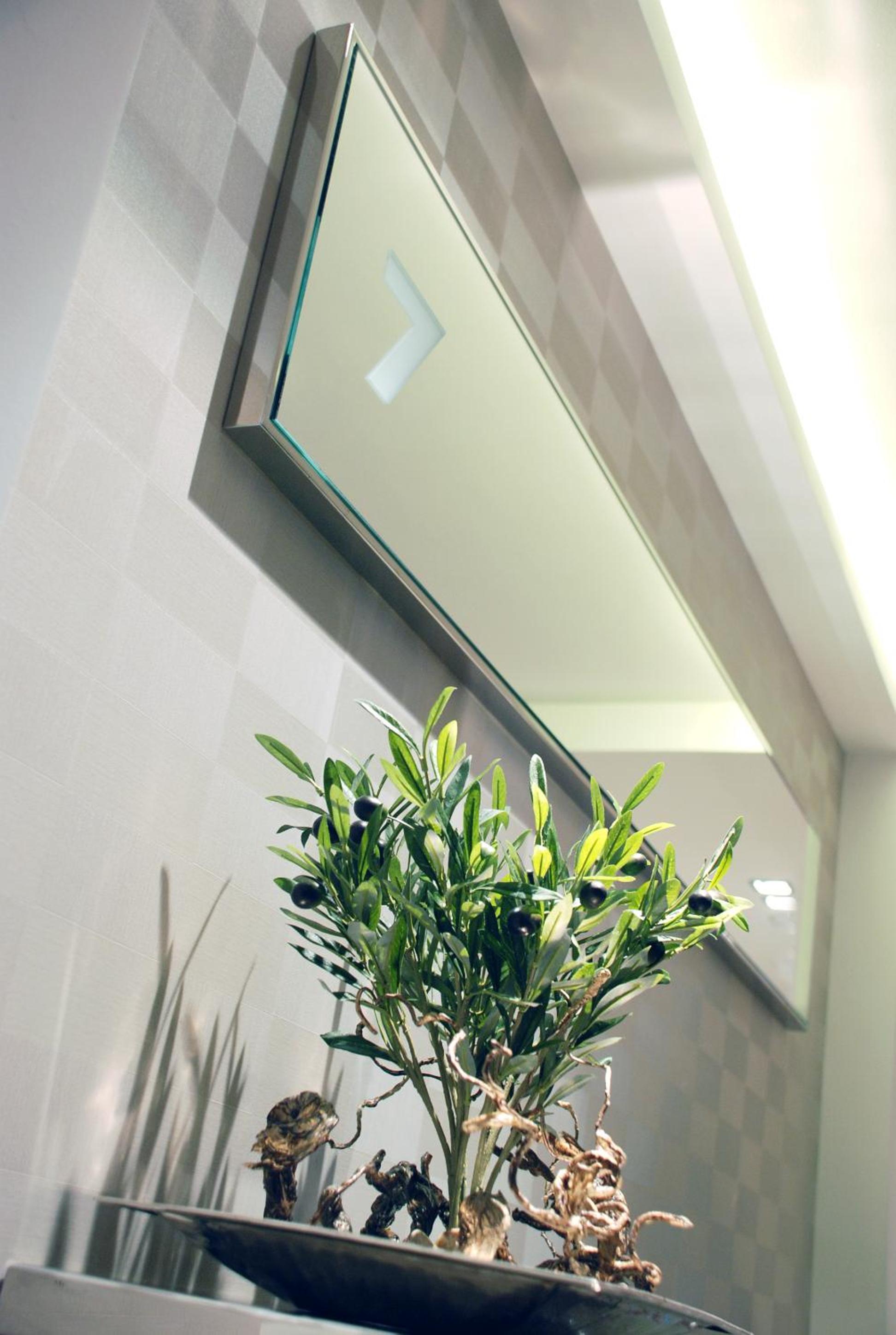 Met Hotel - Image 31