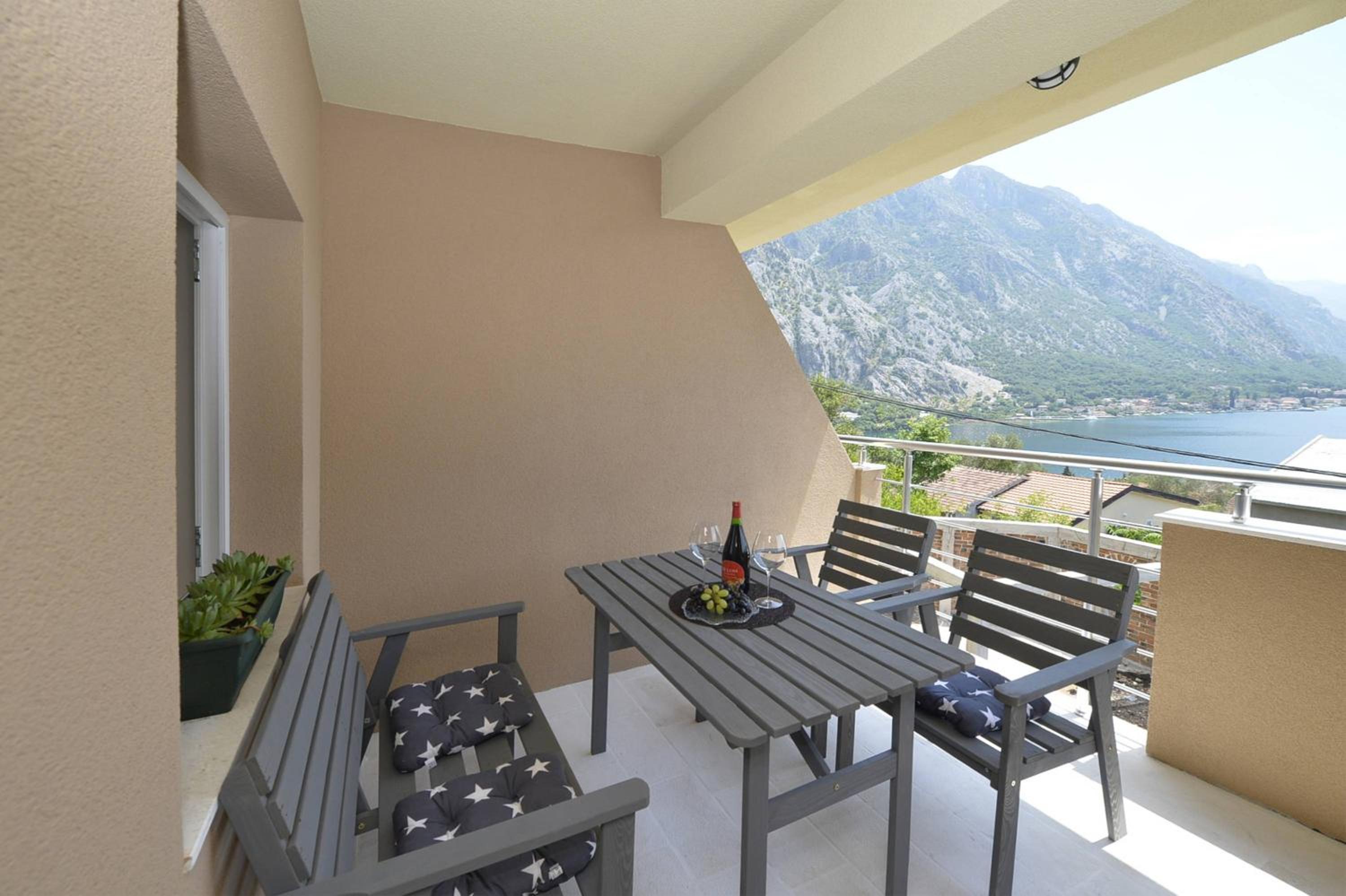 J & P Apartments Orahovac