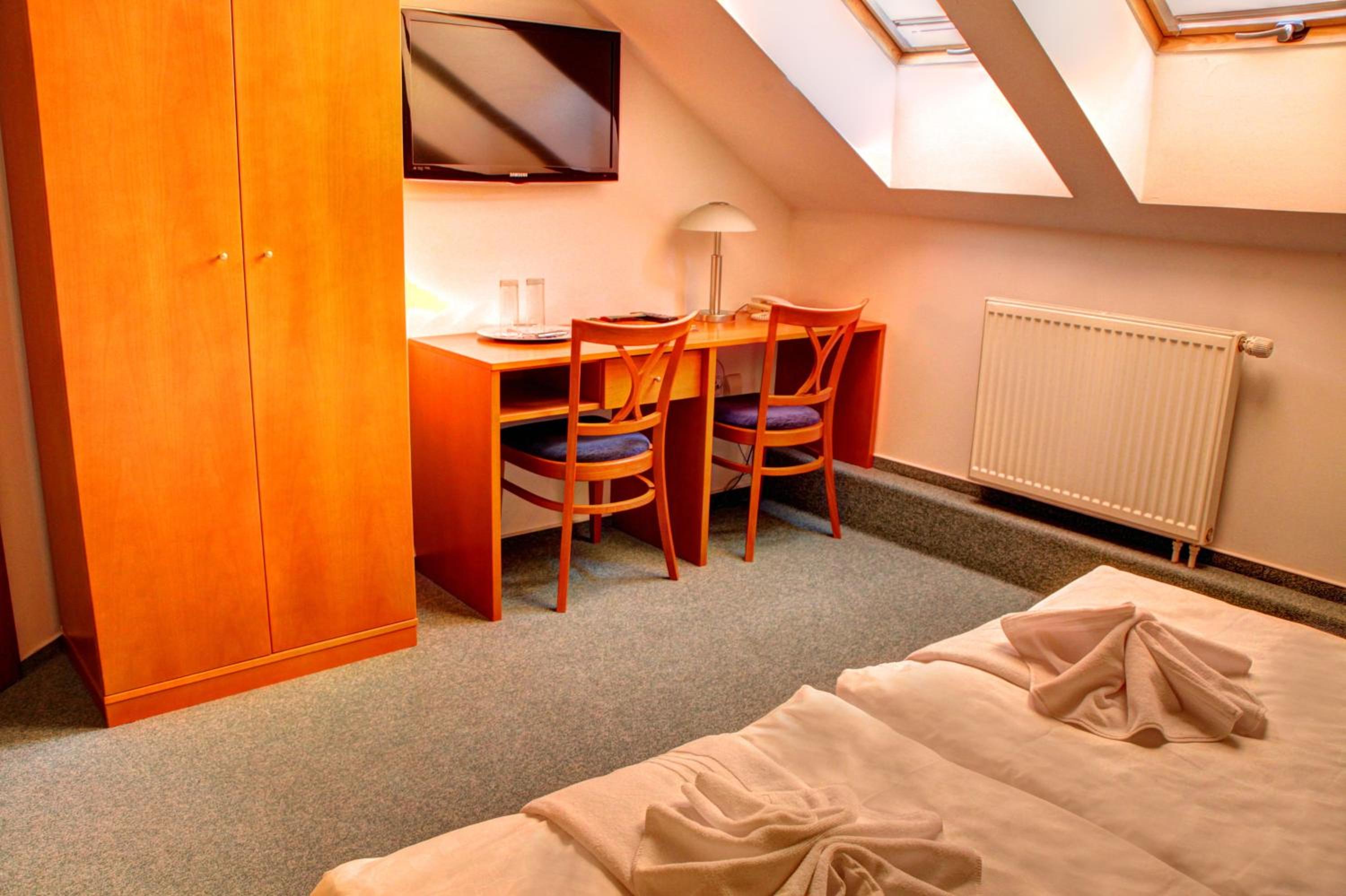 BIRDIE Pension & Wellness