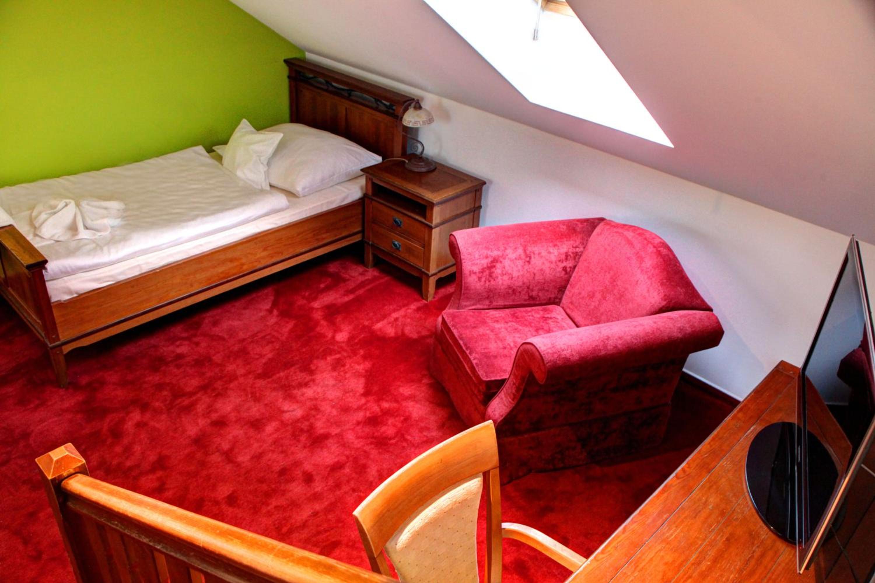 BIRDIE Pension & Wellness