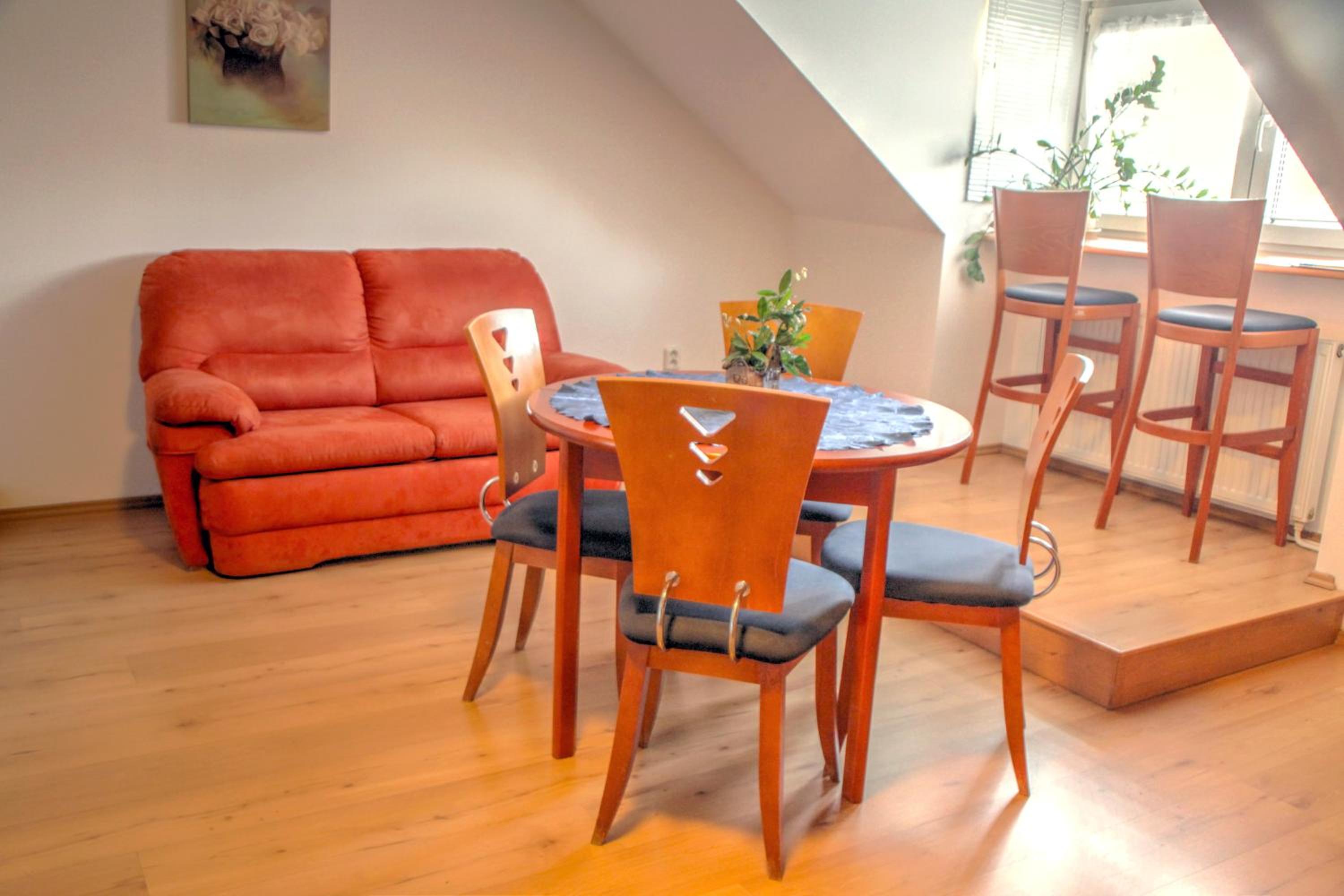 BIRDIE Pension & Wellness