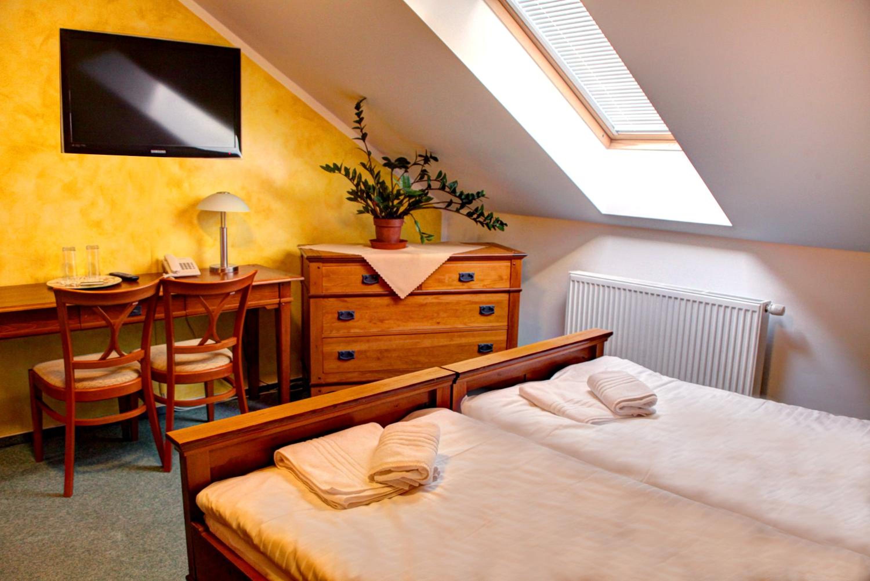 BIRDIE Pension & Wellness