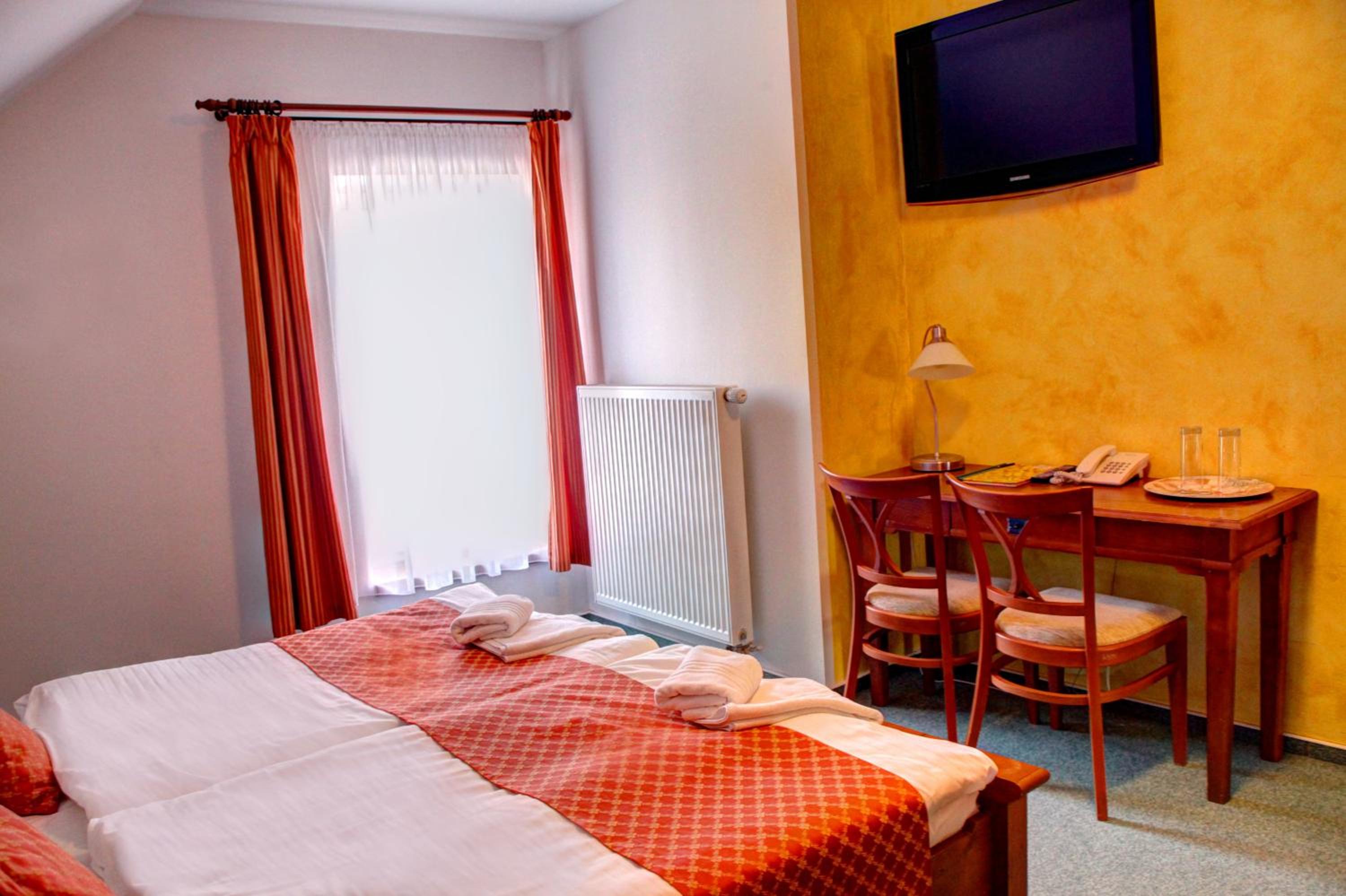 BIRDIE Pension & Wellness