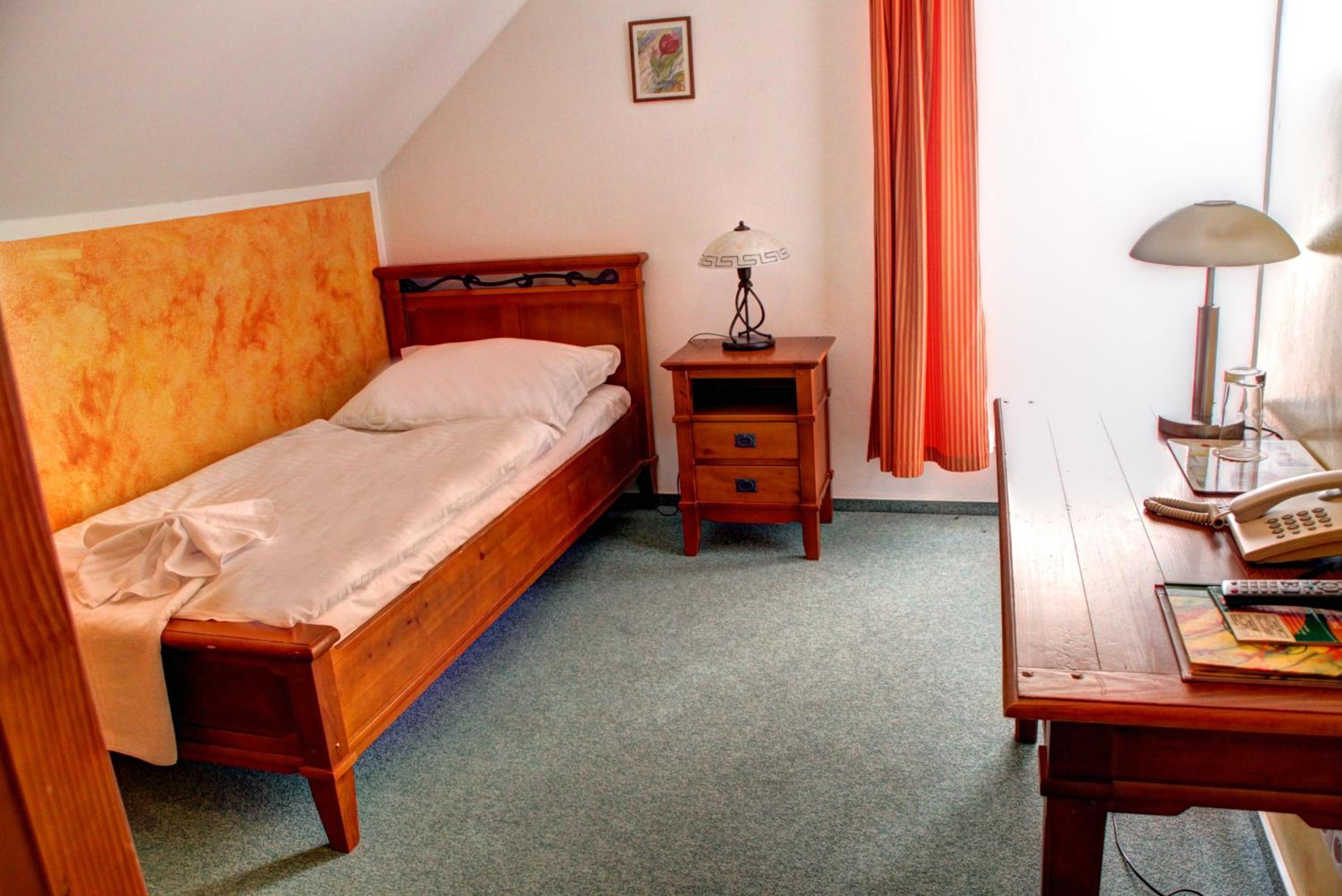 BIRDIE Pension & Wellness
