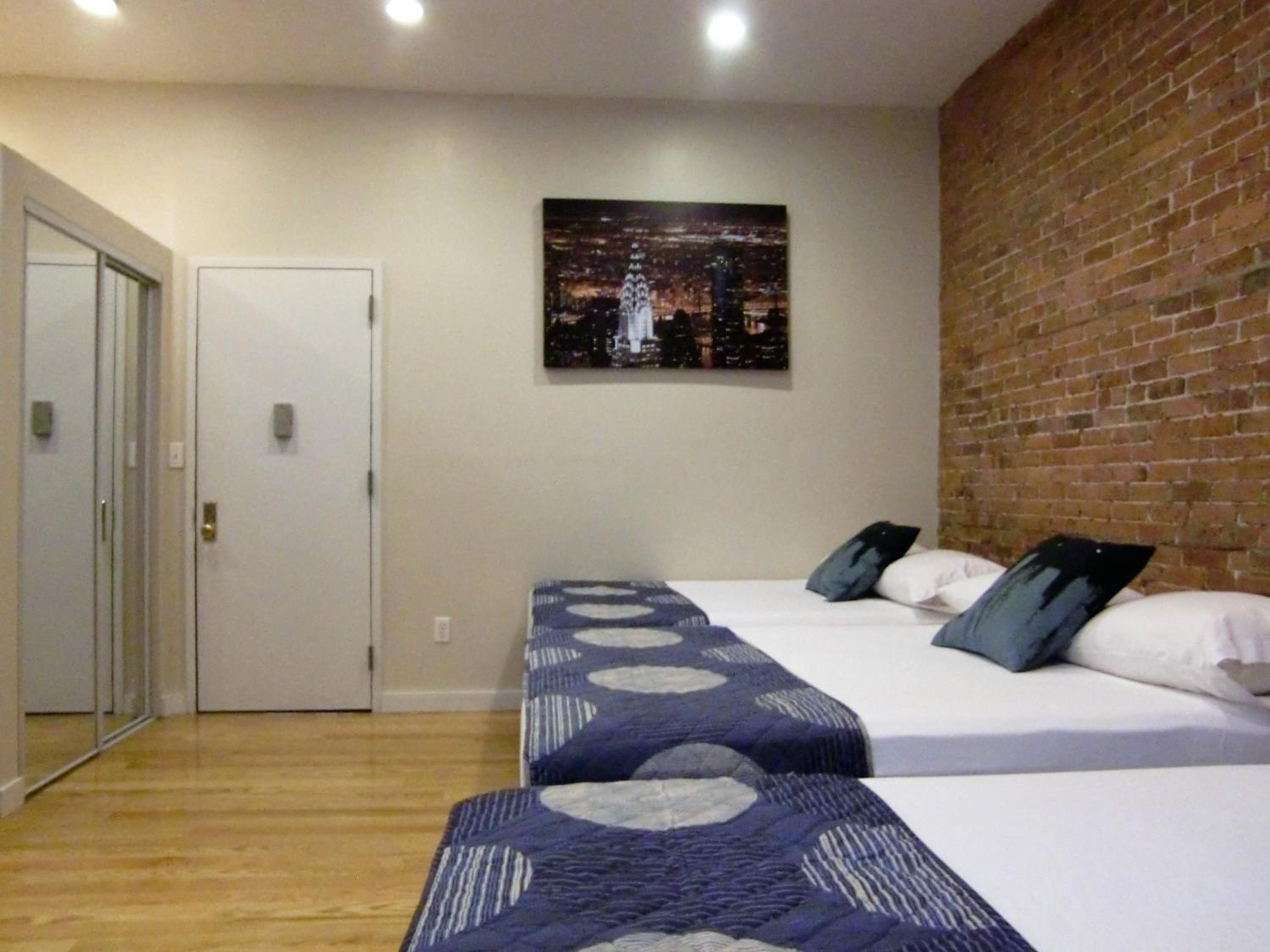 Studios Midtown Manhattan