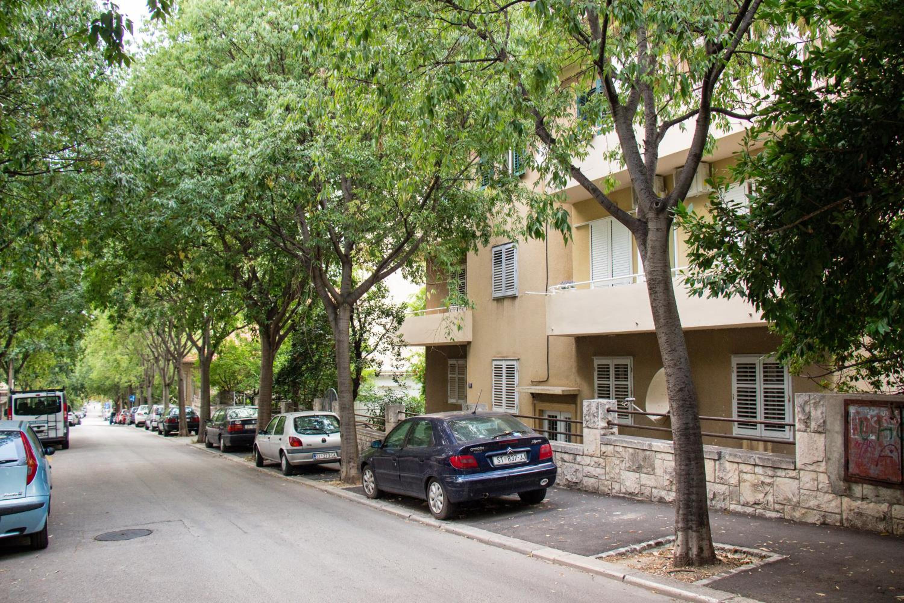 Lugo Apartments view 3
