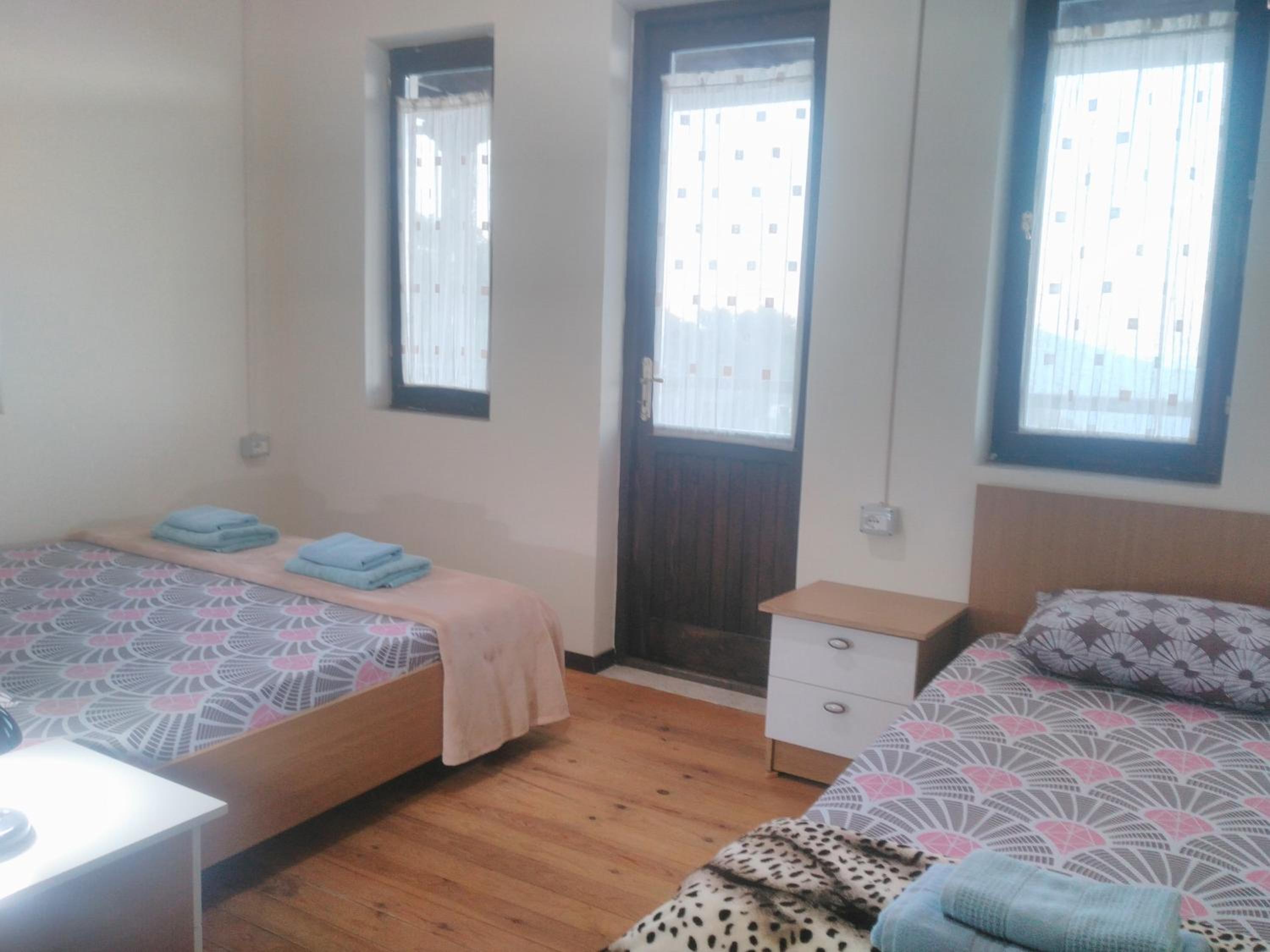 Quiet Villa Near Berat - Scenic Balcony & Garden