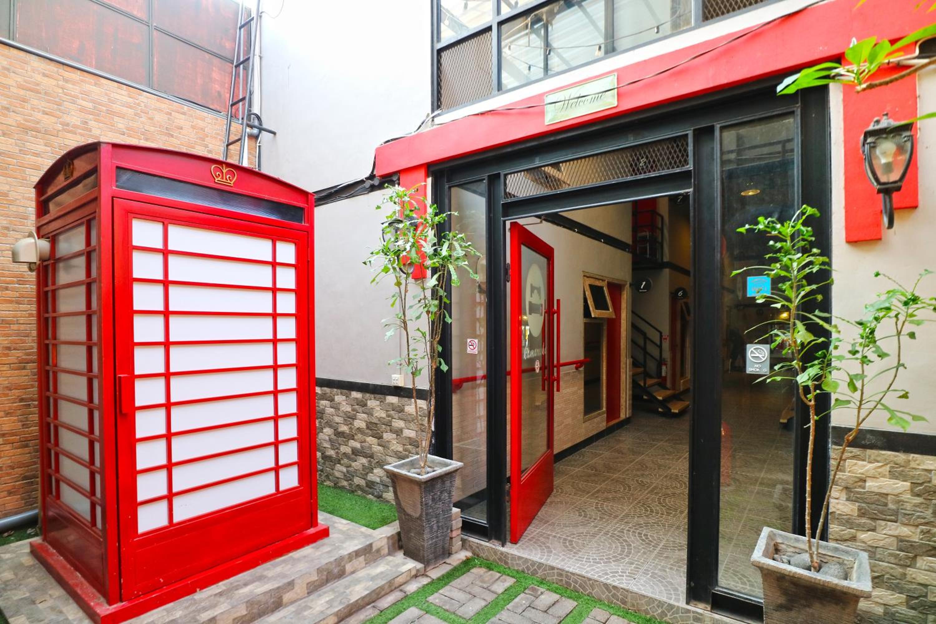 Kamariska Hostel