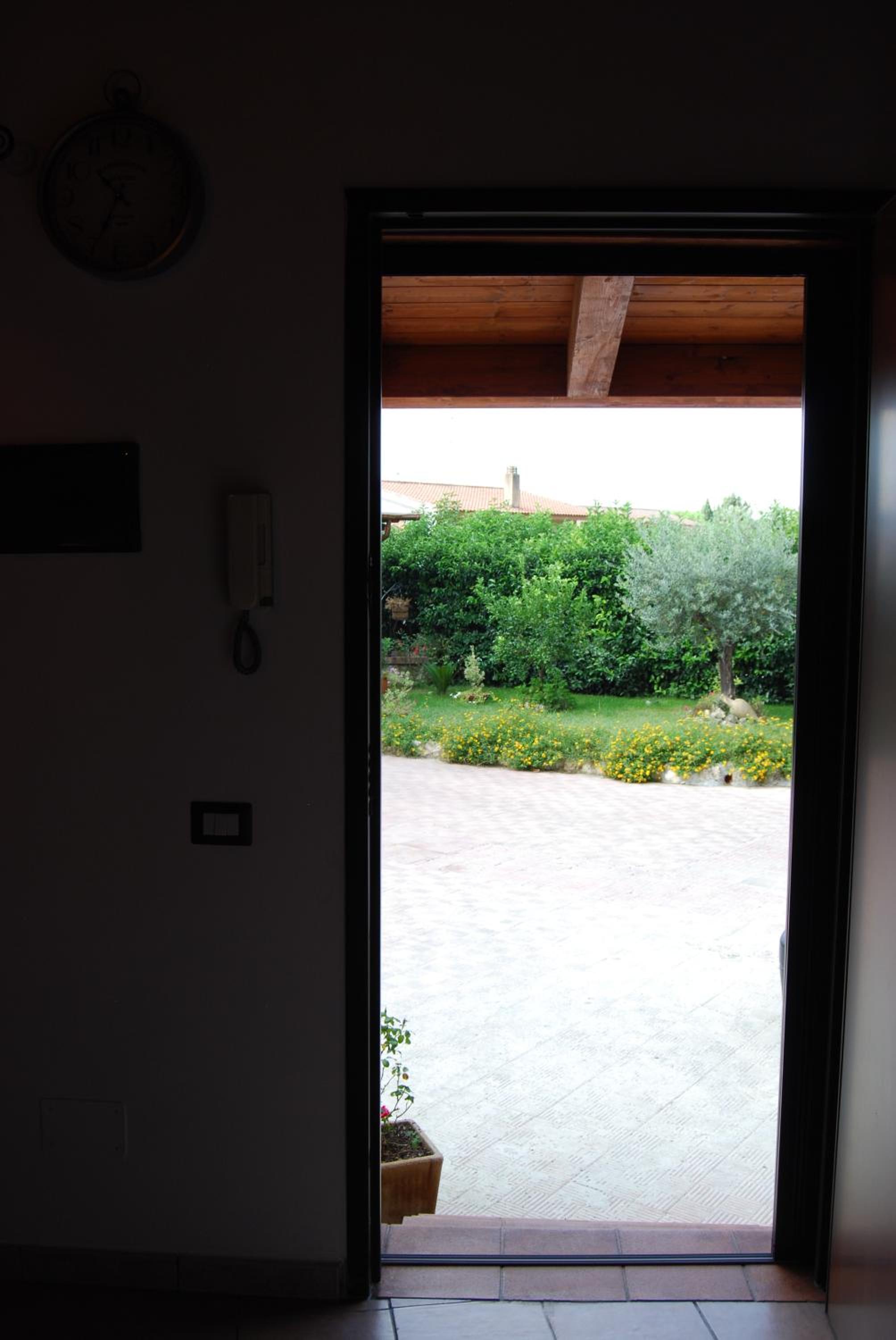 Photo 28