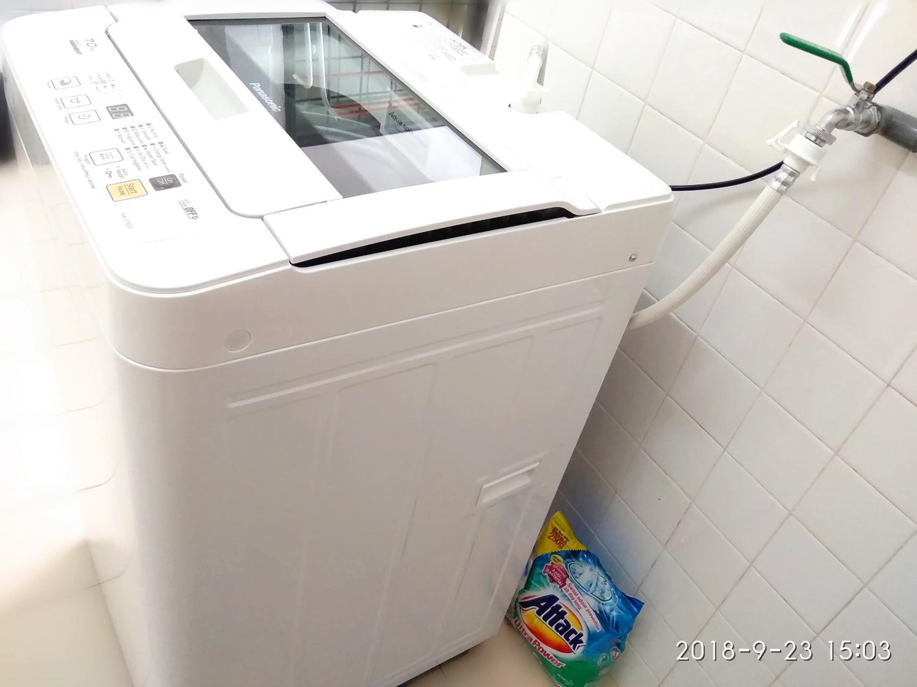 H Homestay Sibu - 1000Mbps 1Gbps Wifi, Astro & Auto Gate Parking Semi Detached House!