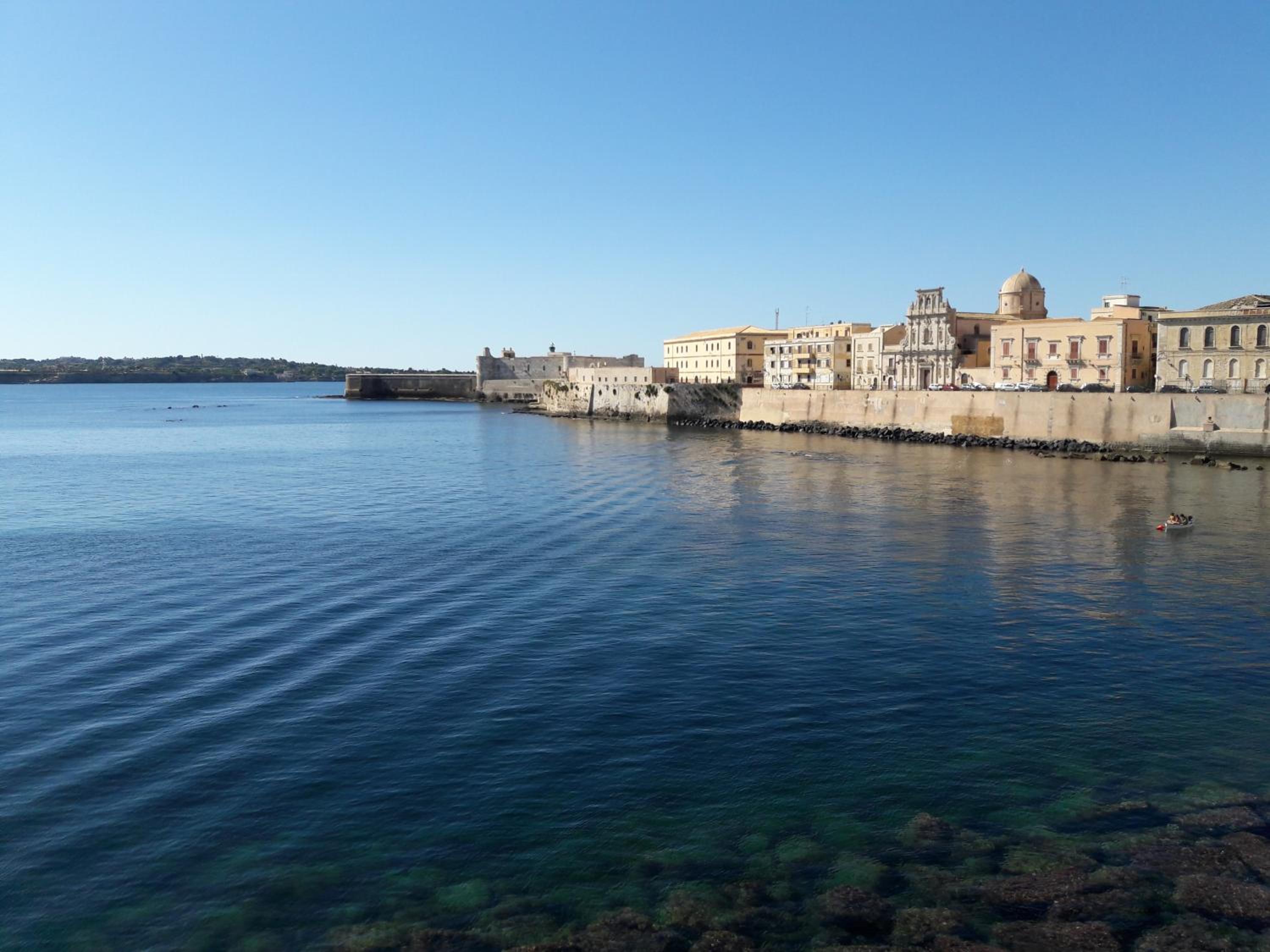 Incantevole appartamento in palazzo storico Ortigia