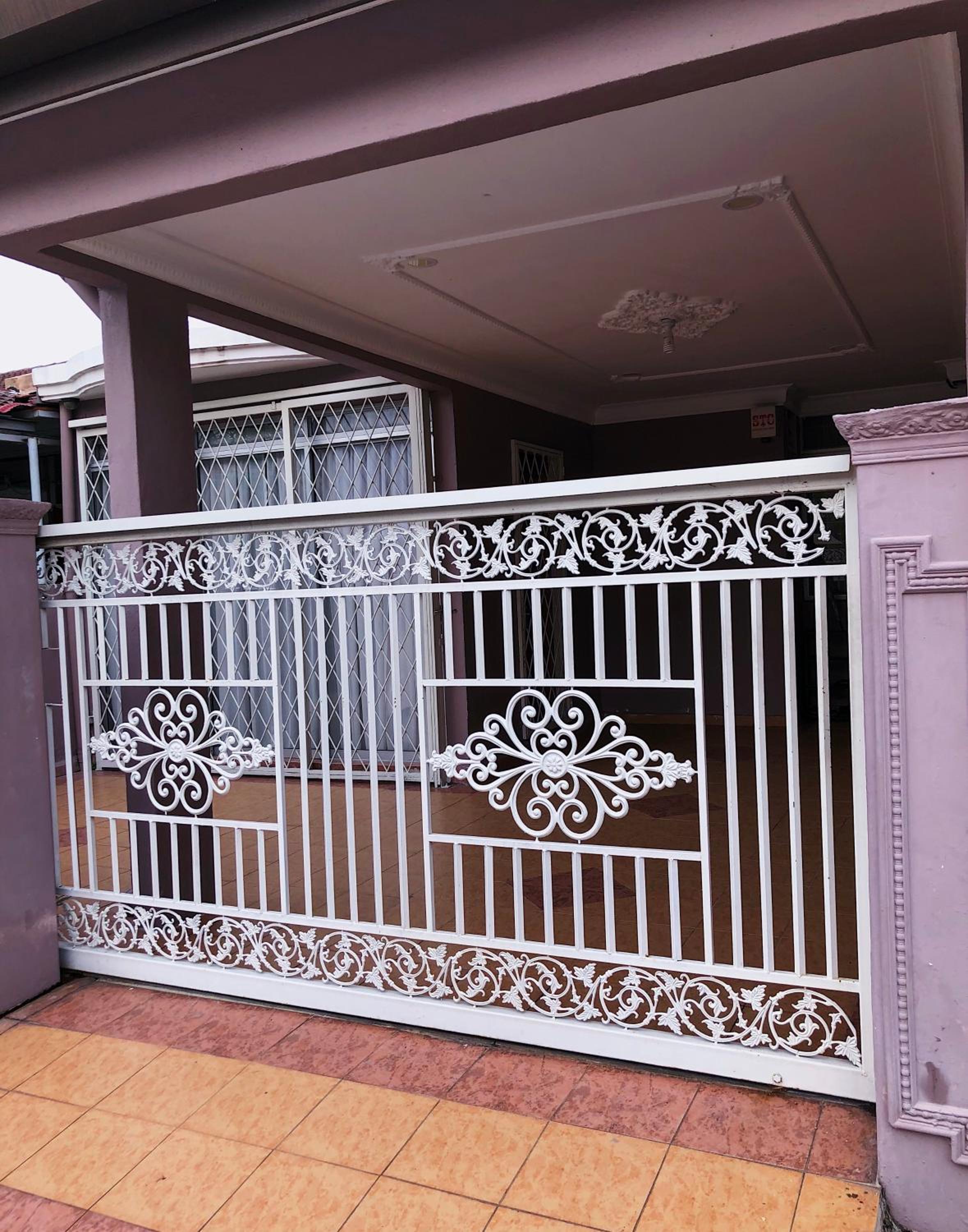 Bayan Baru Homestay @ Taman Sri Nibong photo 6