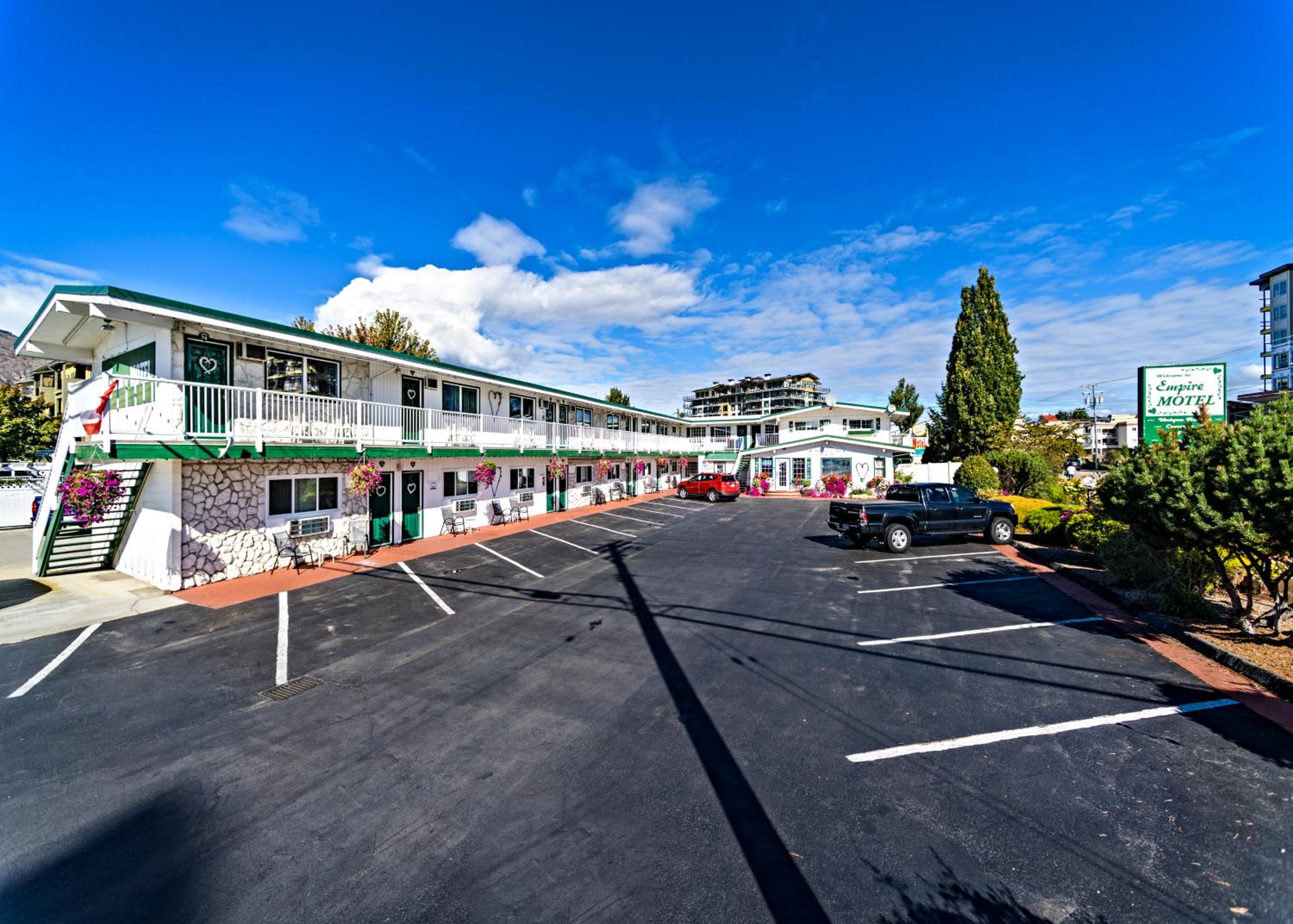 Empire Motel