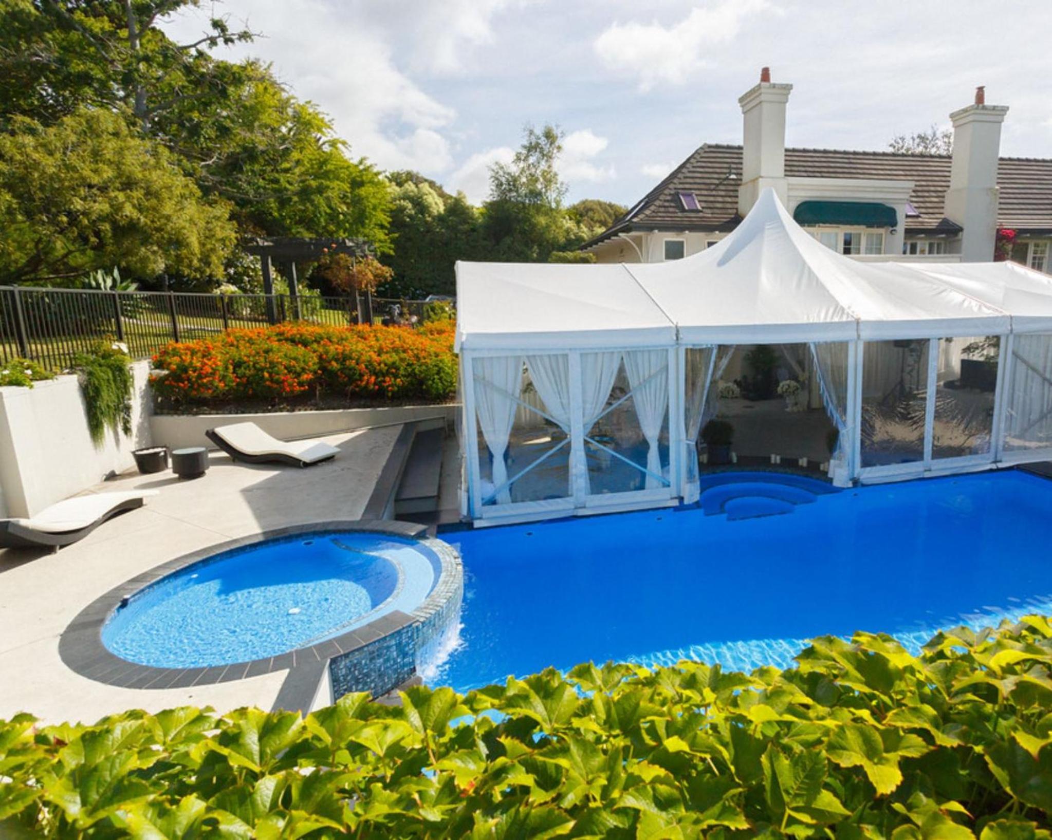 Greenmantle Estate Hotel