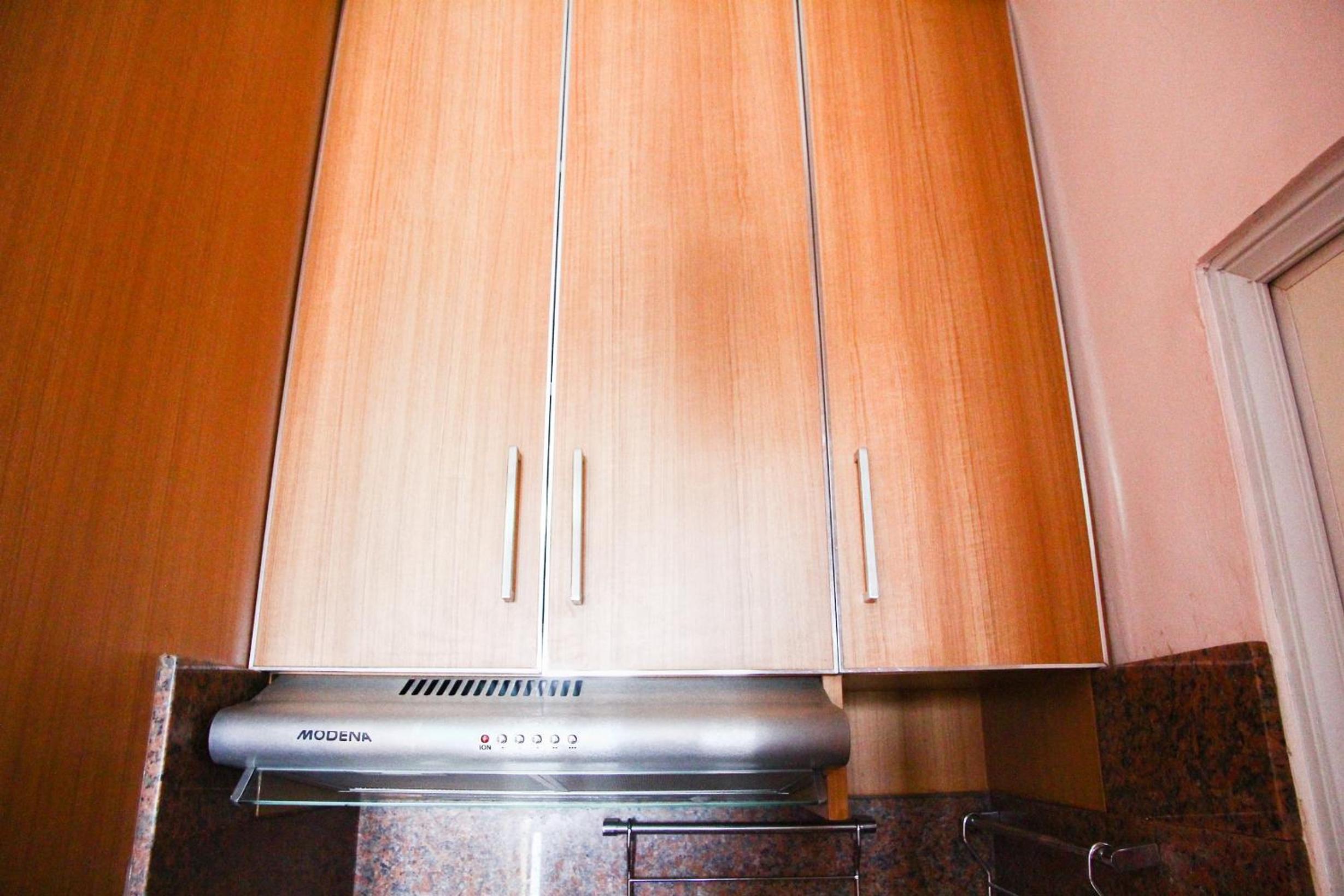 Best Price 2BR Mutiara Bekasi Apartment By Travelio, เบคาซี - 12