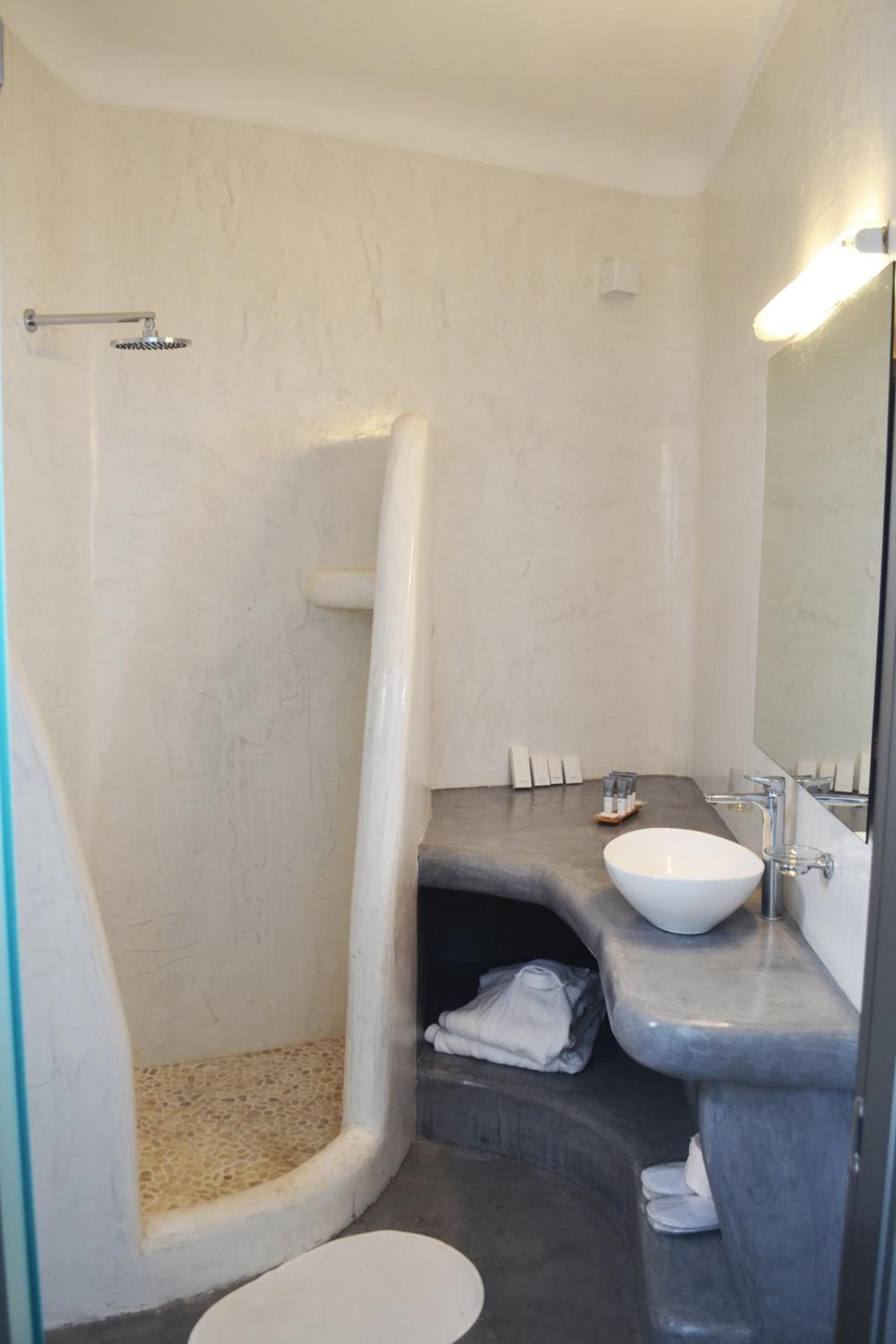 Golden Beach Resort Anafi - Property Image 13