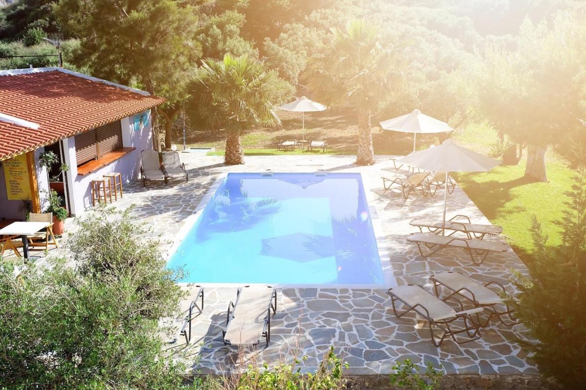 IRIDA Studios Hotel & Pool view 5