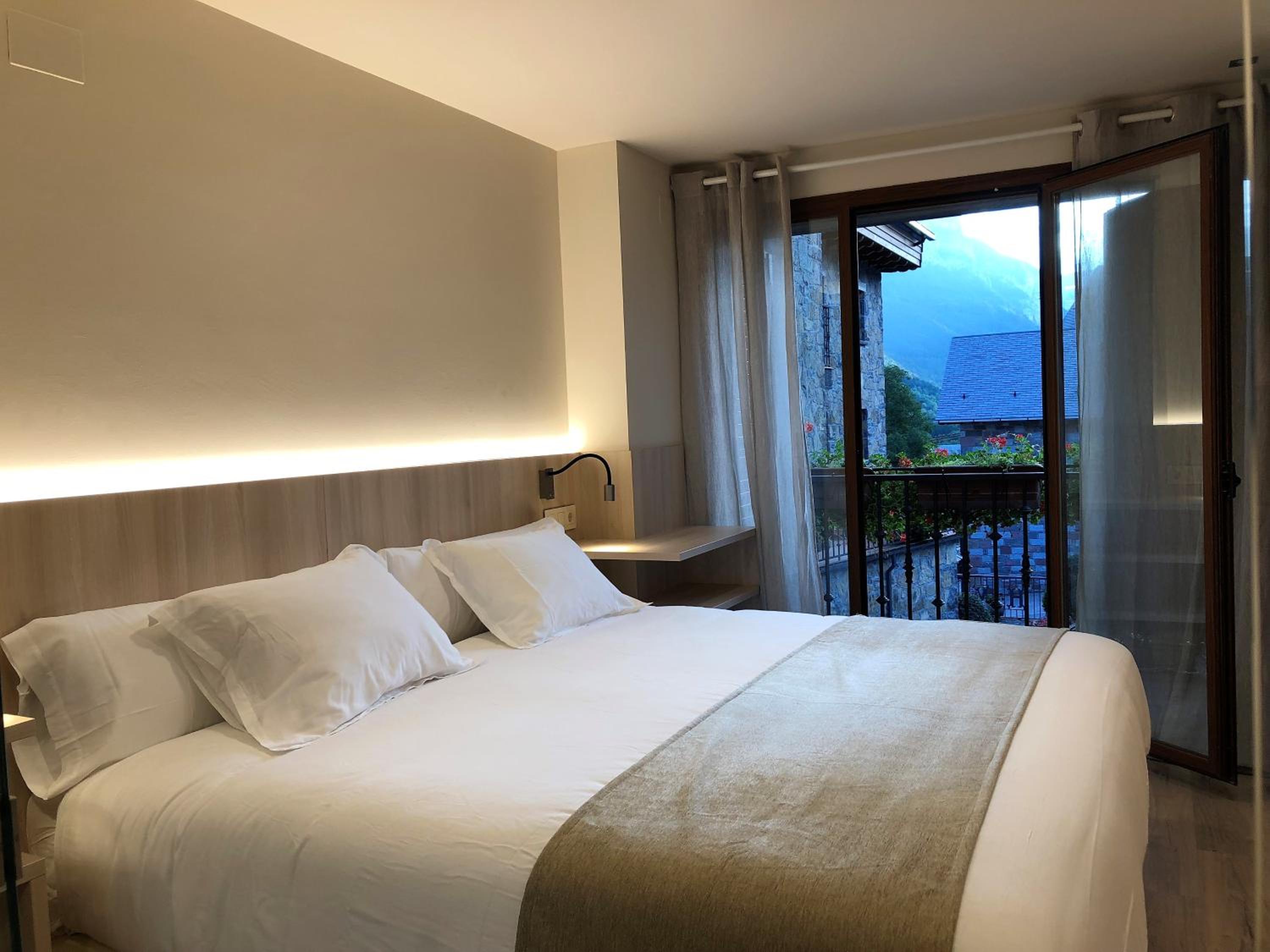 Villa de Plan Apartments&Suites