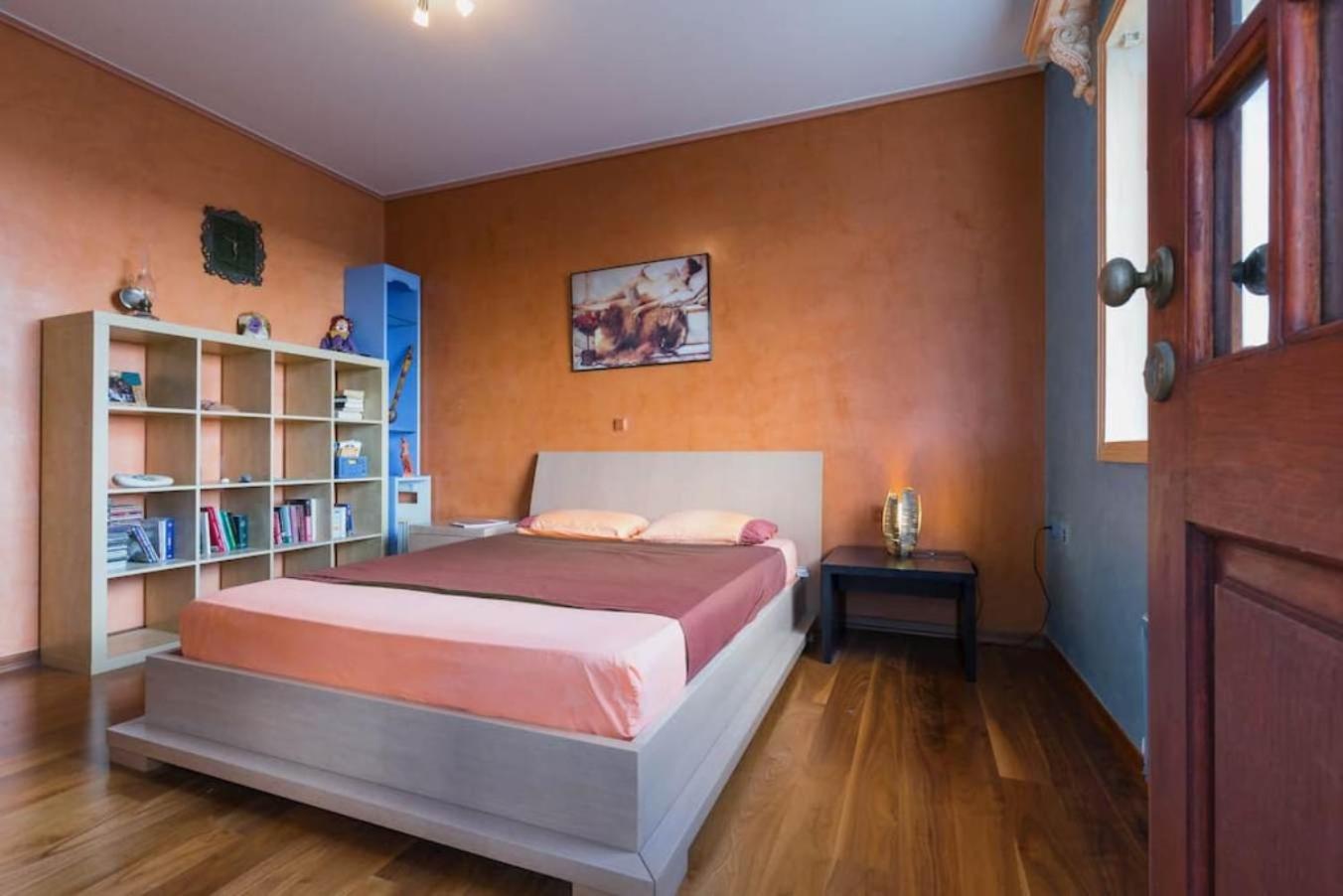 165 sm 4BR Penthouse Maisonette Apartment