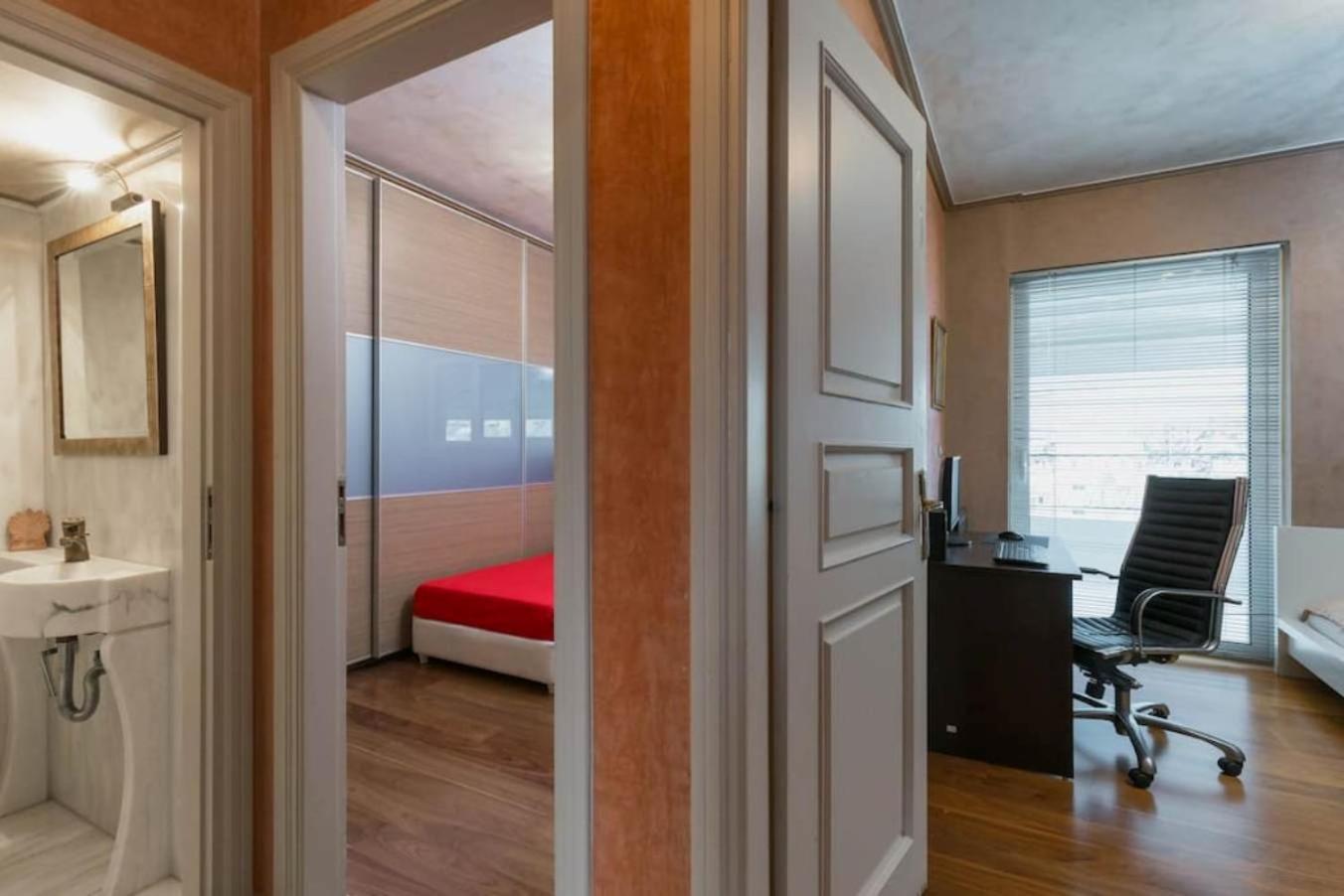 165 sm 4BR Penthouse Maisonette Apartment