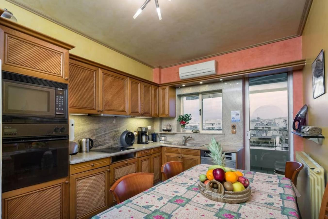 165 sm 4BR Penthouse Maisonette Apartment